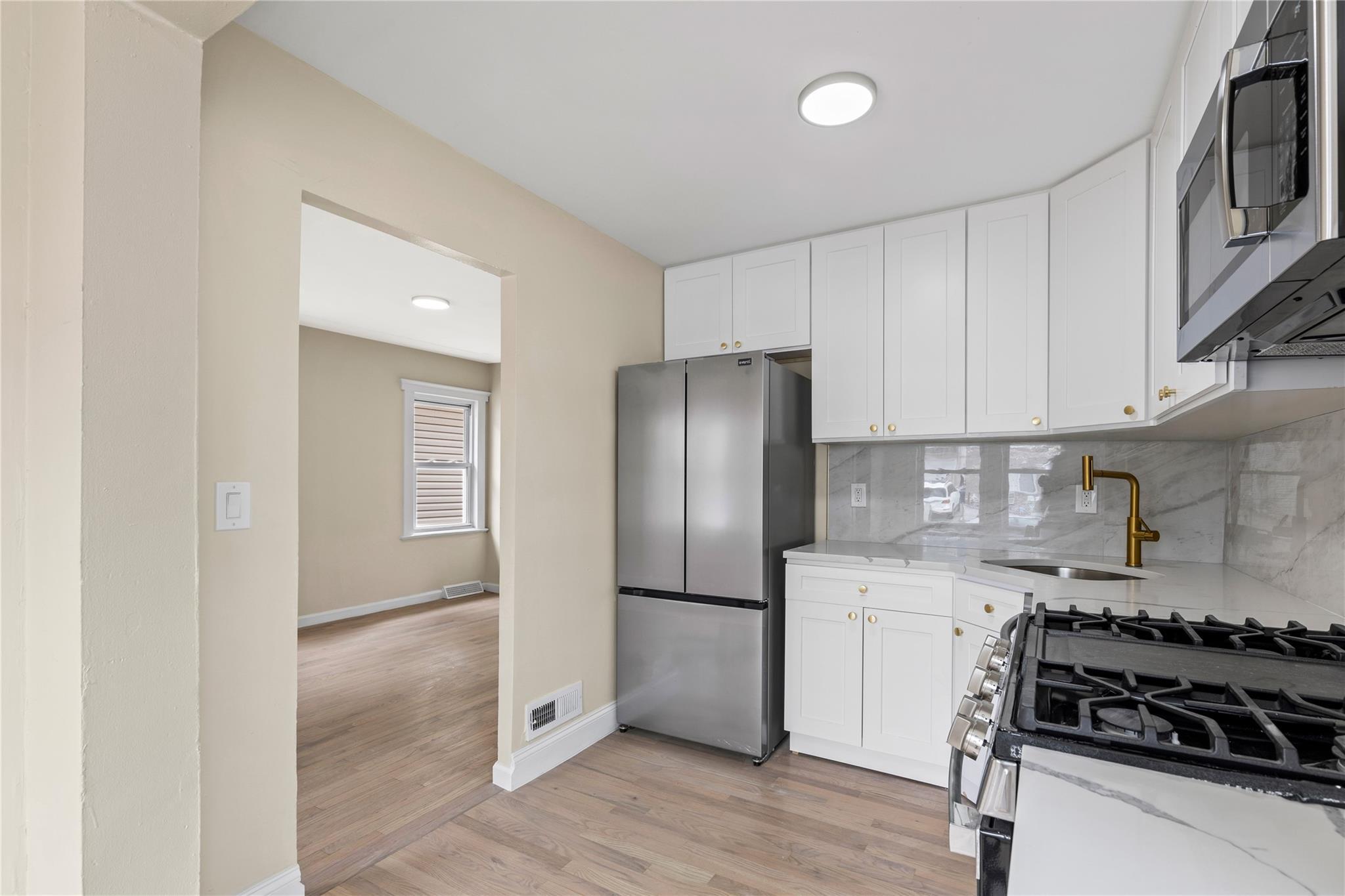 Single Family Quincy  Bronx, NY 10465, MLS-848994-11