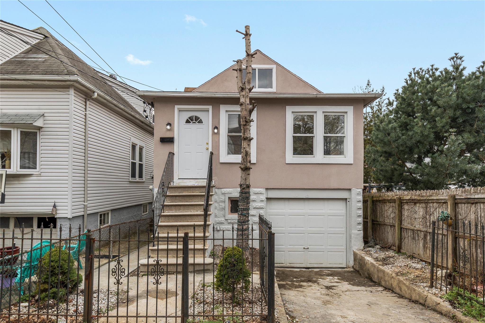Single Family Quincy  Bronx, NY 10465, MLS-848994-2