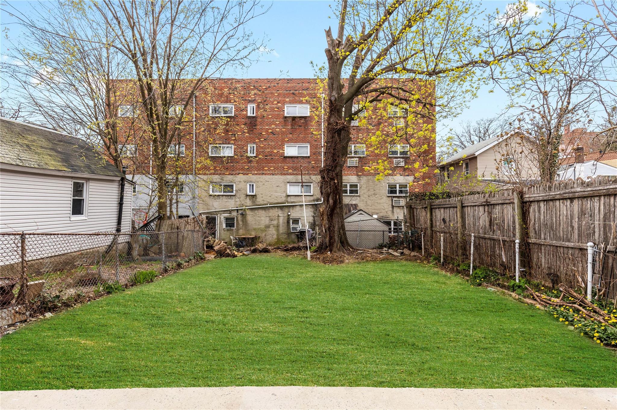 Single Family Quincy  Bronx, NY 10465, MLS-848994-21