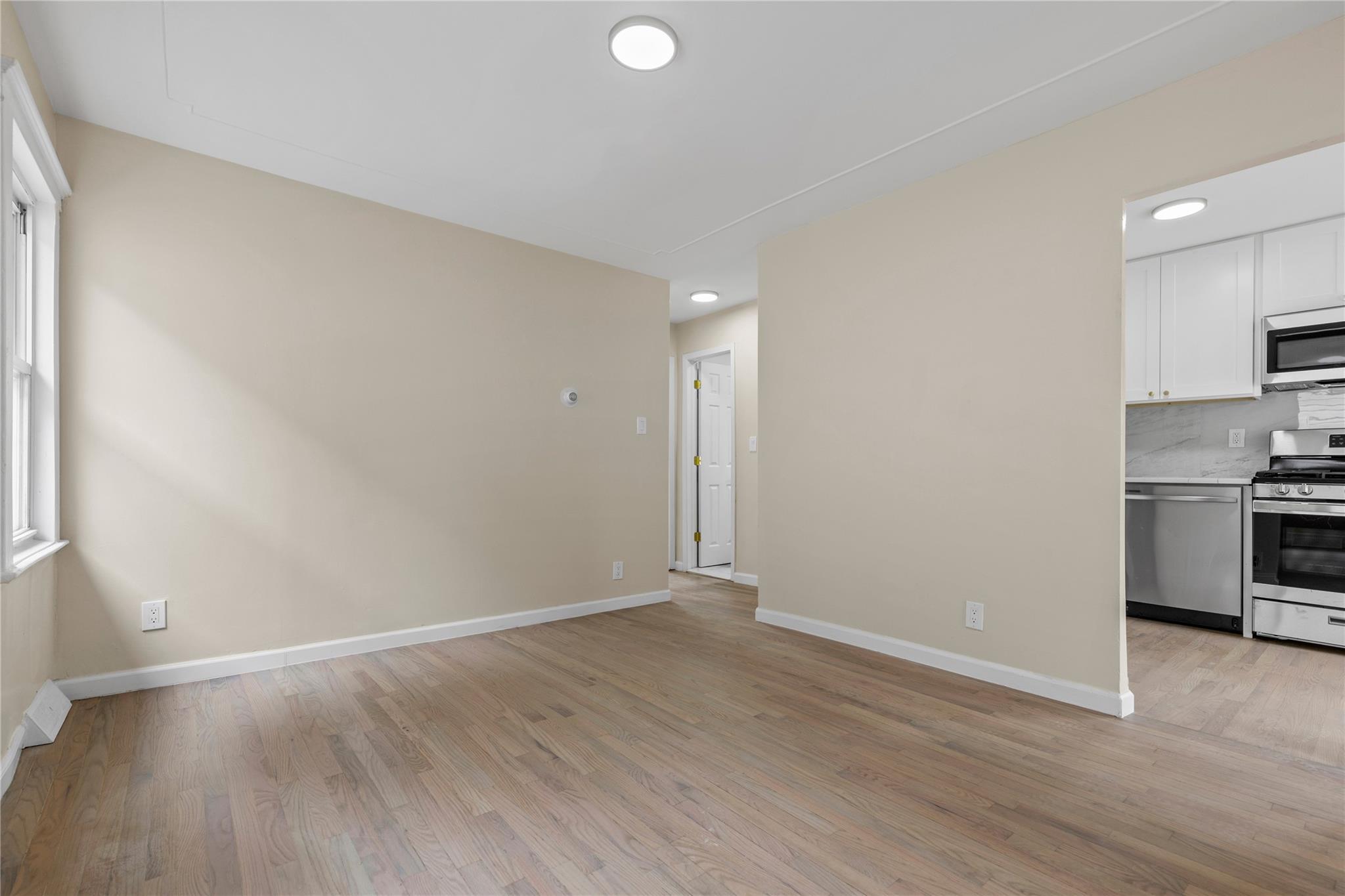 Single Family Quincy  Bronx, NY 10465, MLS-848994-5
