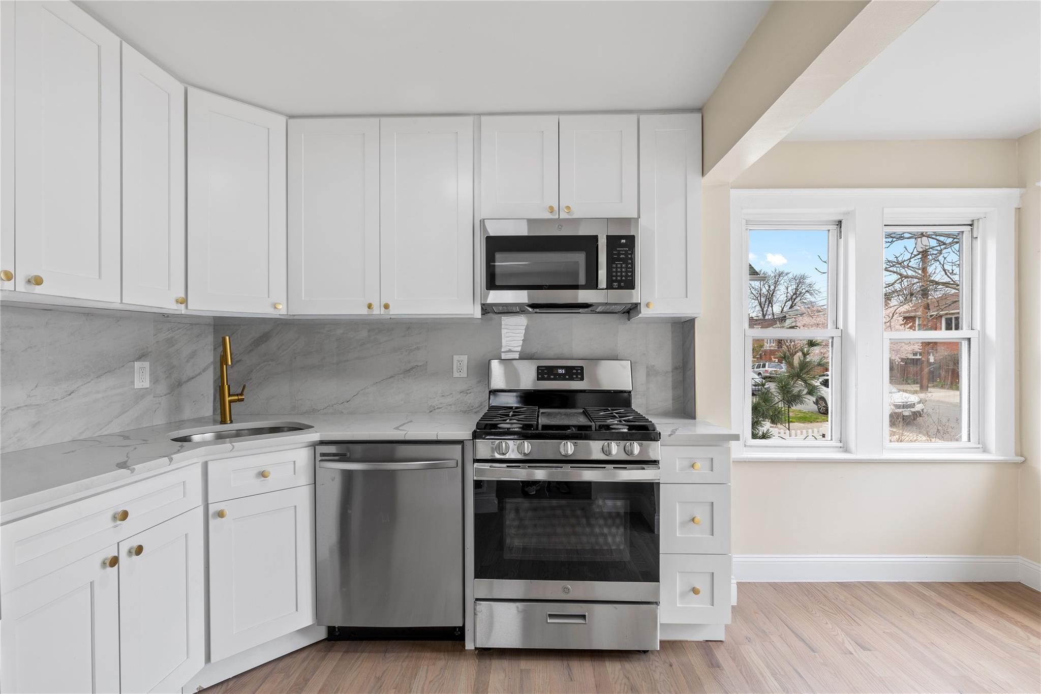 Single Family Quincy  Bronx, NY 10465, MLS-848994-8