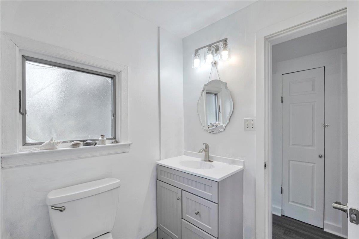 Single Family Parmly  Westchester County, NY 10547, MLS-849002-23