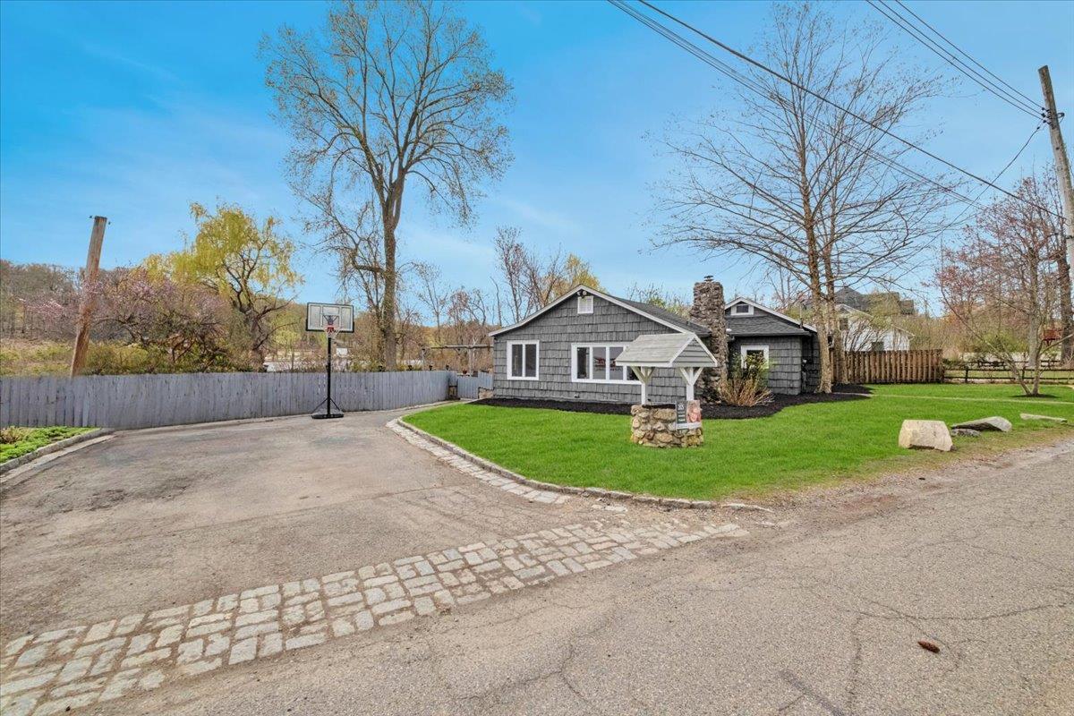 Single Family Parmly  Westchester County, NY 10547, MLS-849002-35