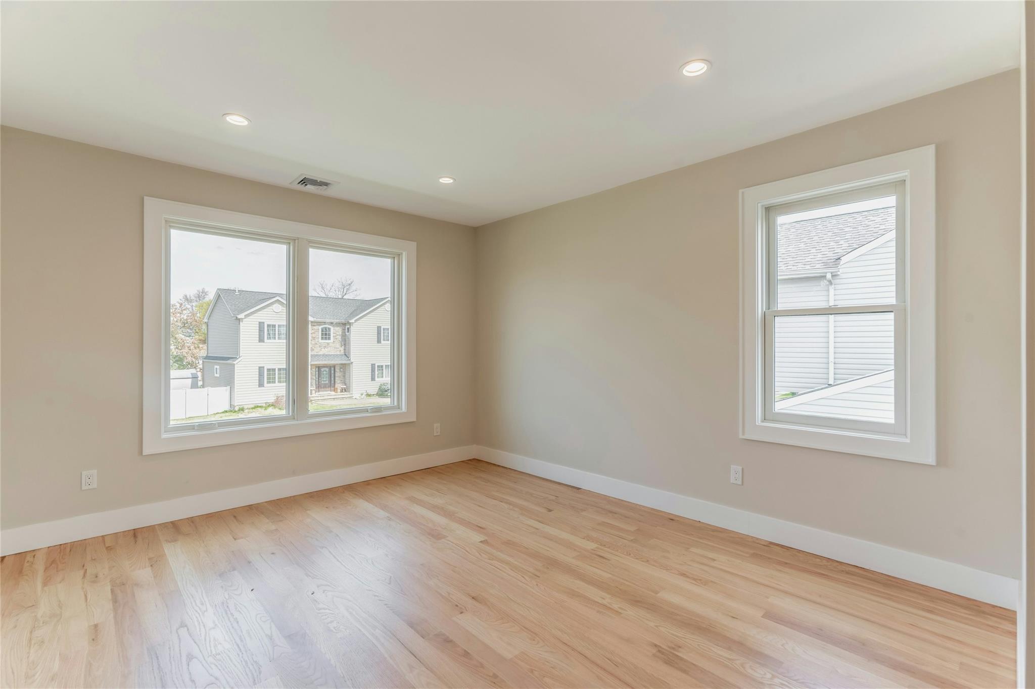 Single Family Vera  Nassau County, NY 11803, MLS-849007-22