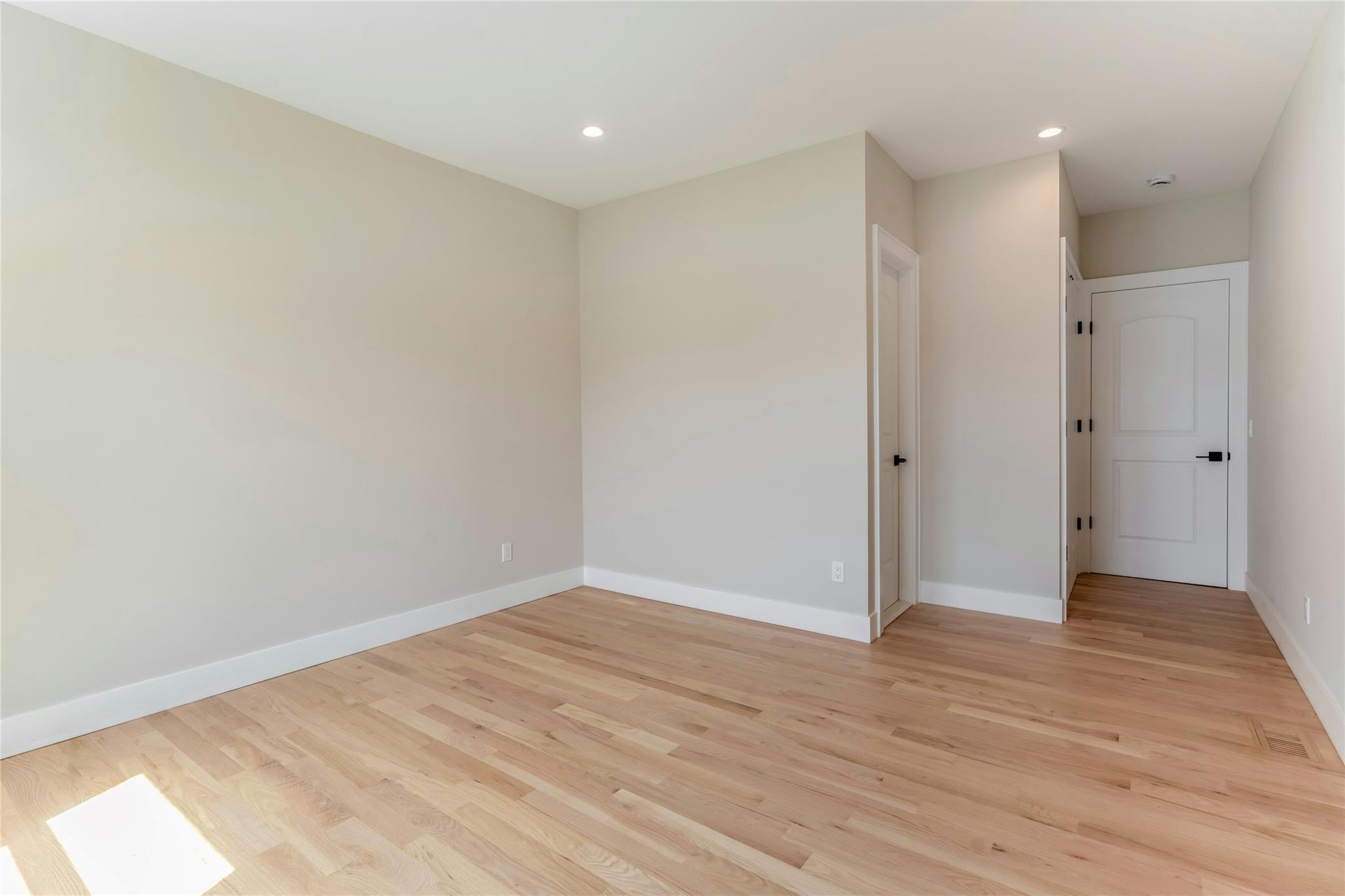 Single Family Vera  Nassau County, NY 11803, MLS-849007-23