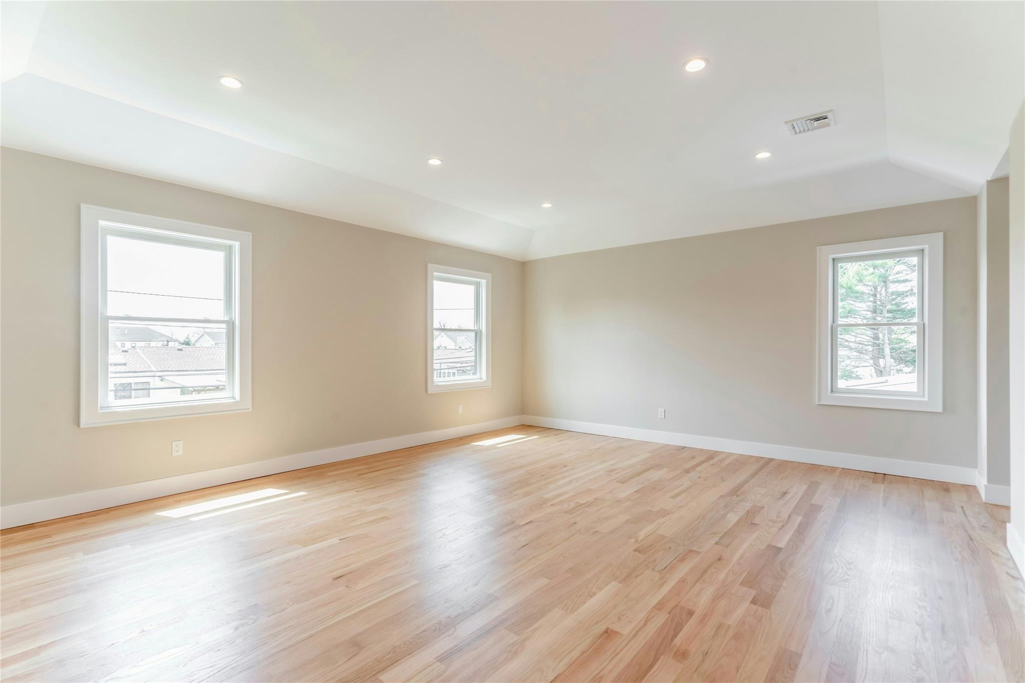 Single Family Vera  Nassau County, NY 11803, MLS-849007-27