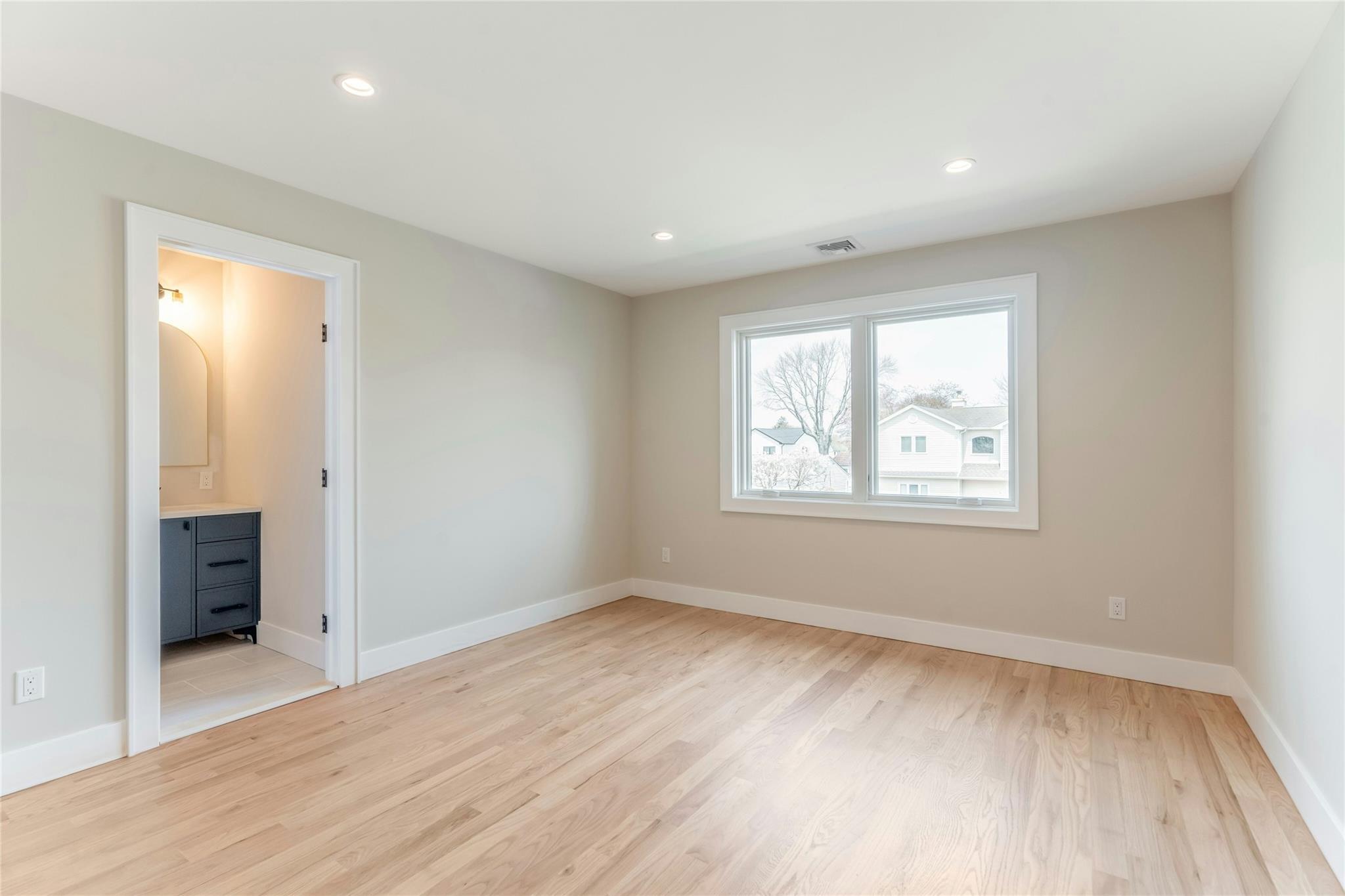 Single Family Vera  Nassau County, NY 11803, MLS-849007-33