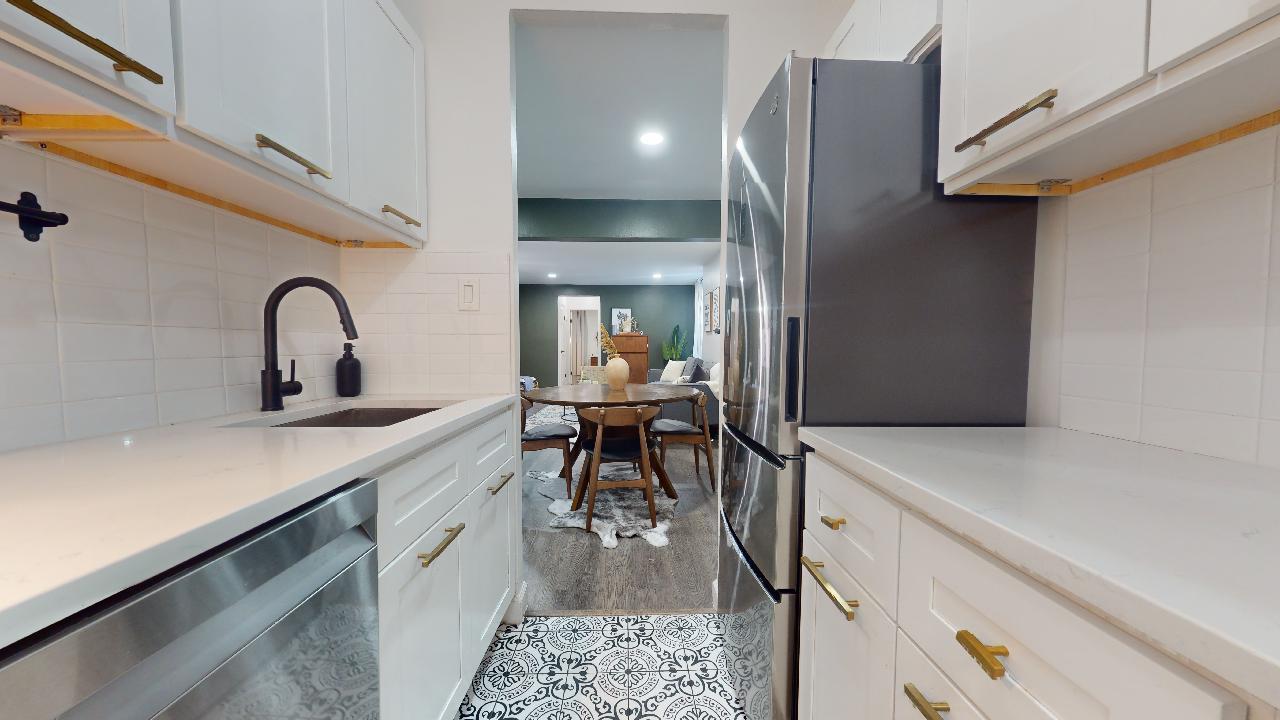 Apartment 64th  Queens, NY 11375, MLS-849063-10