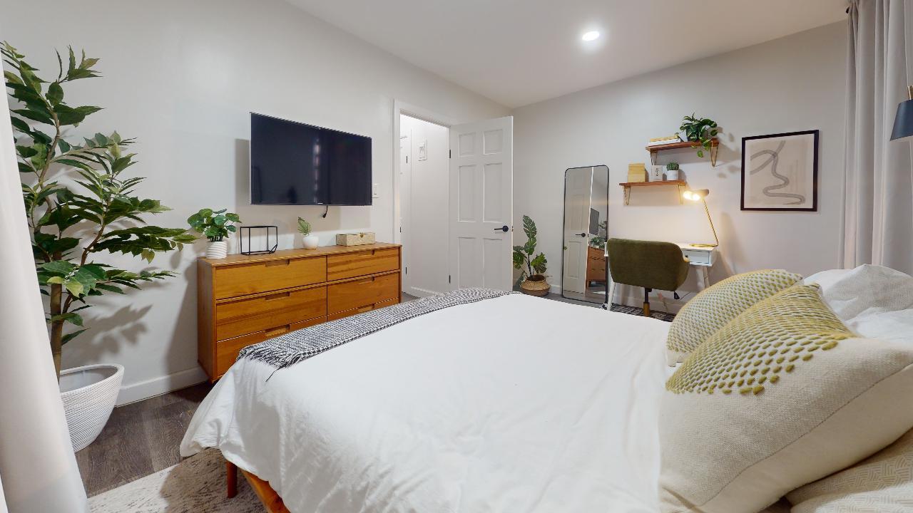 Apartment 64th  Queens, NY 11375, MLS-849063-21