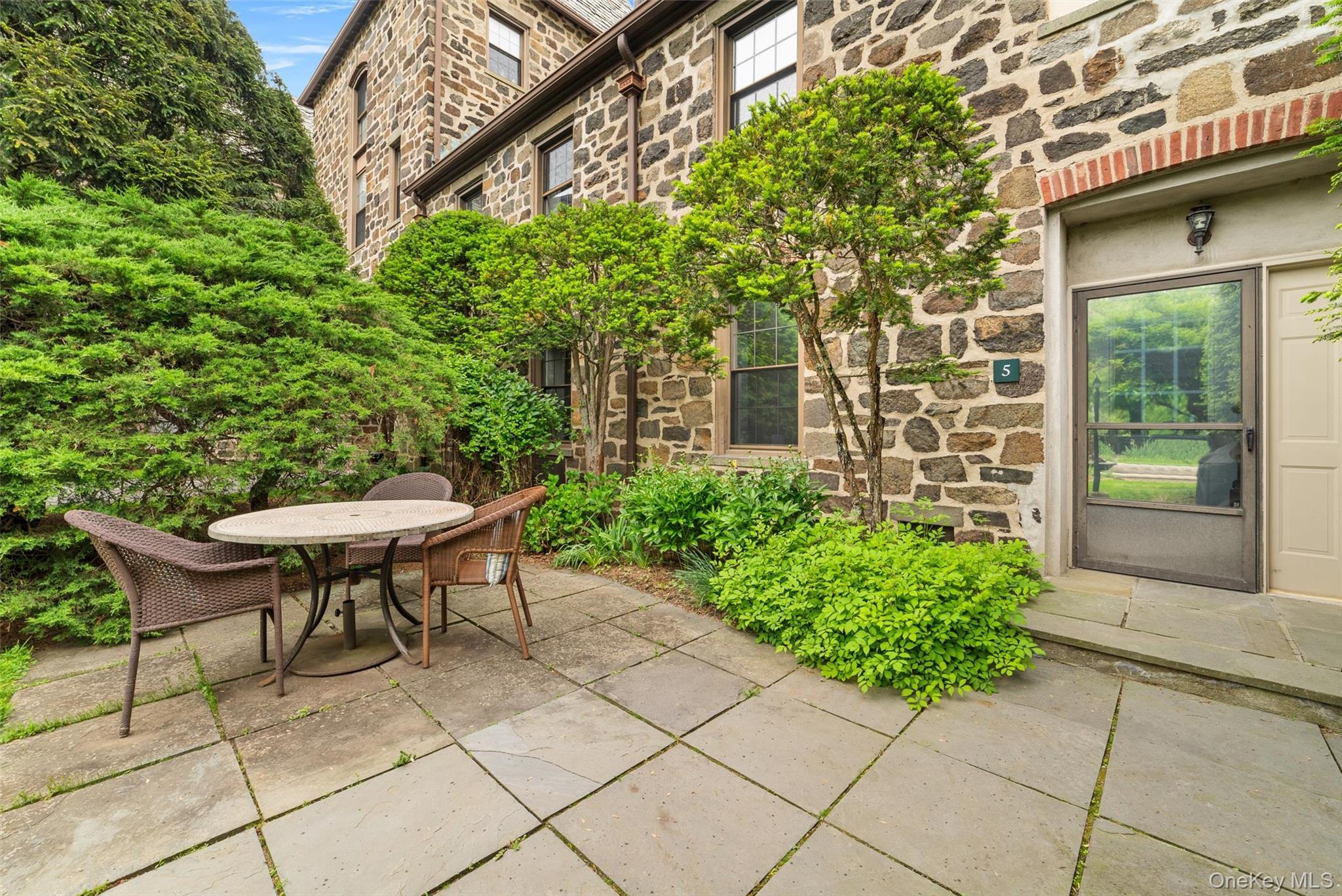 Single Family Furnace Dock Rd  Westchester County, NY 10567, MLS-849070-3