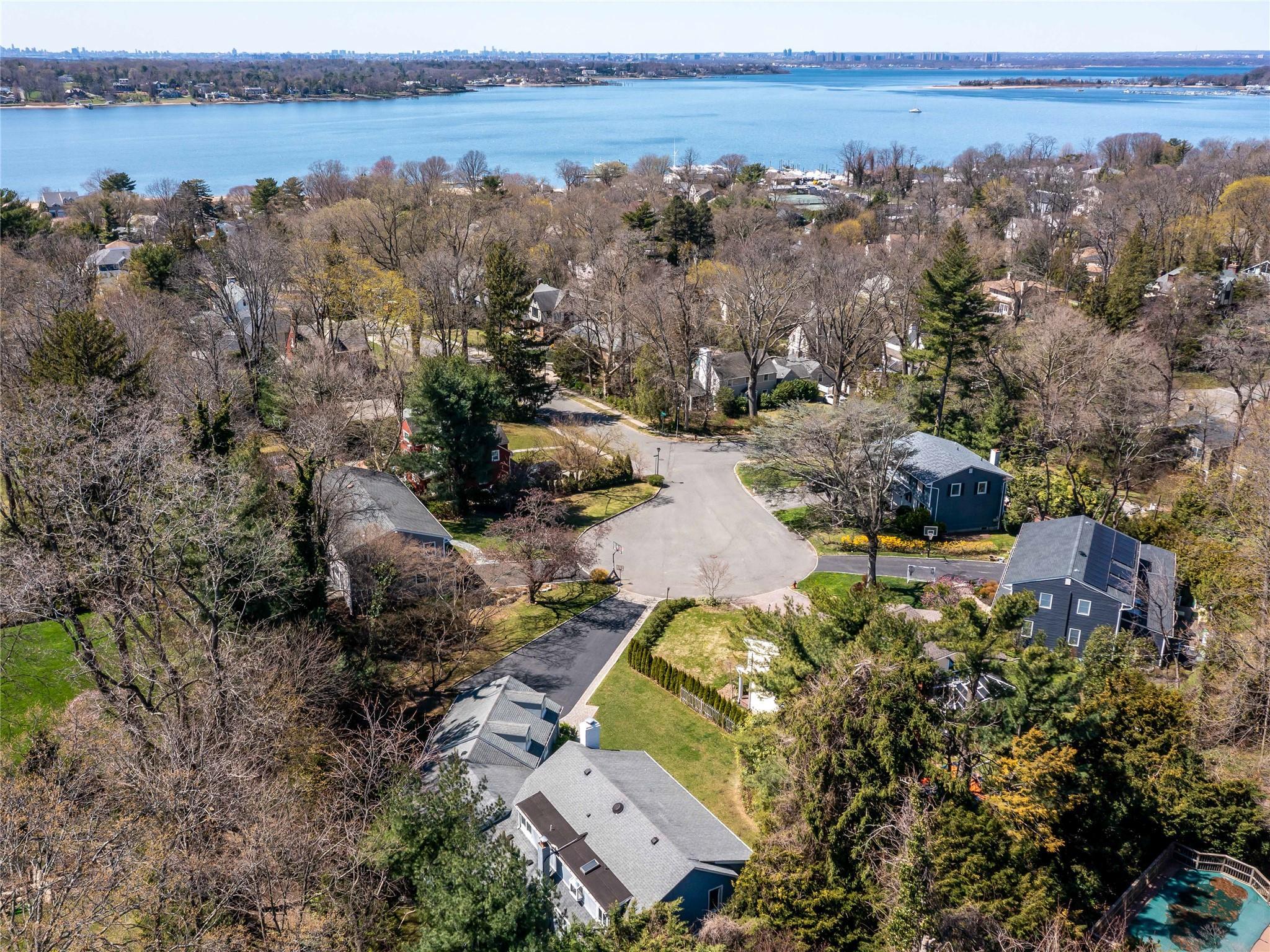 Single Family Terrace  Nassau County, NY 11050, MLS-849076-26