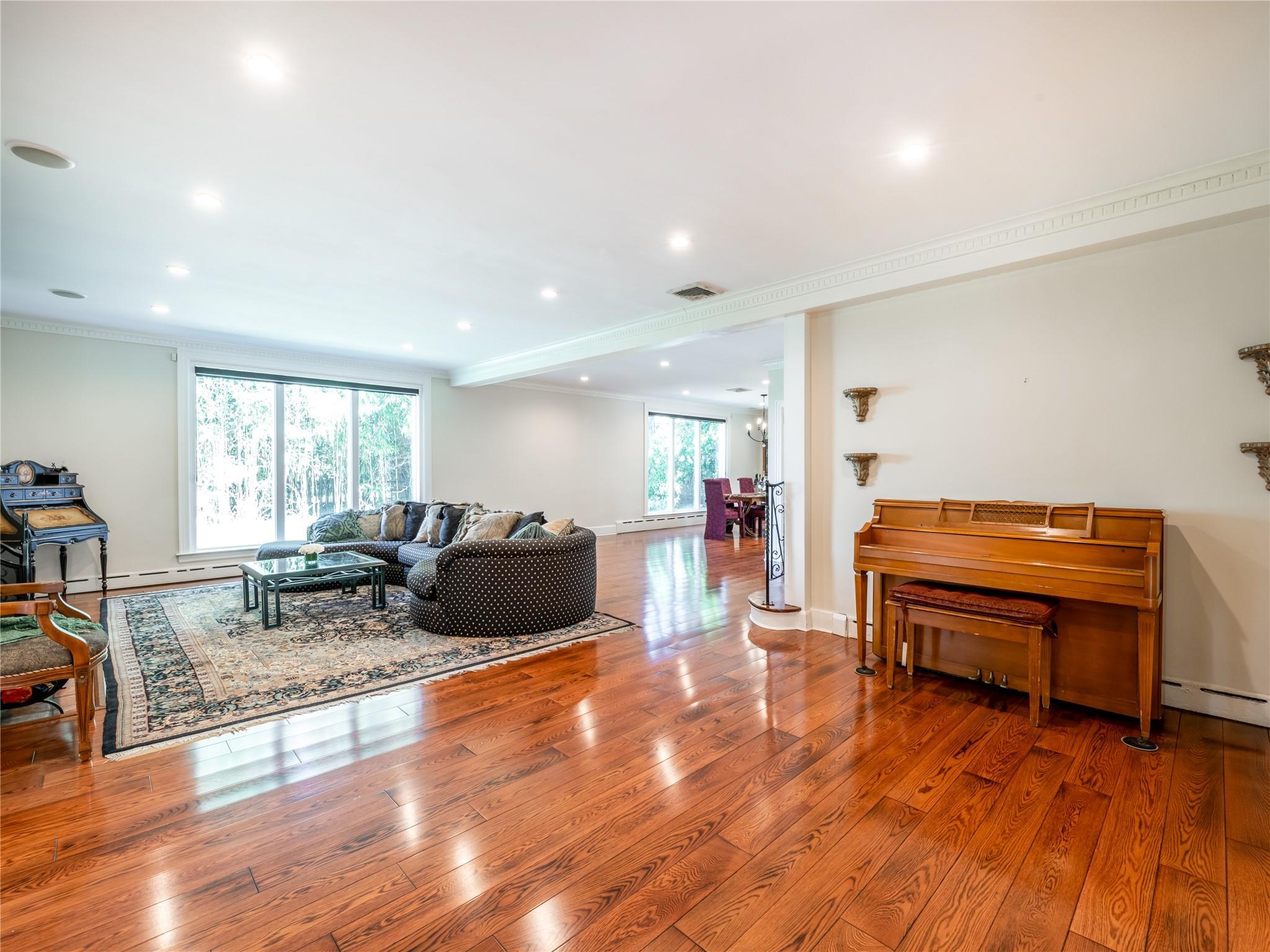 Single Family Terrace  Nassau County, NY 11050, MLS-849076-6
