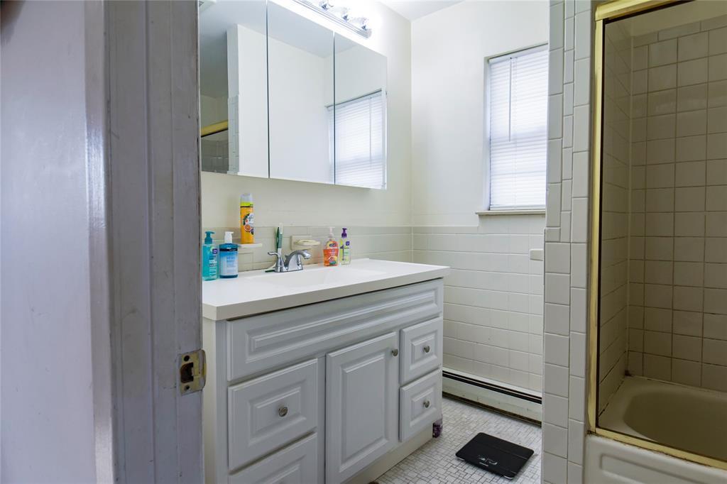 Single Family 259th  Queens, NY 11004, MLS-849084-27