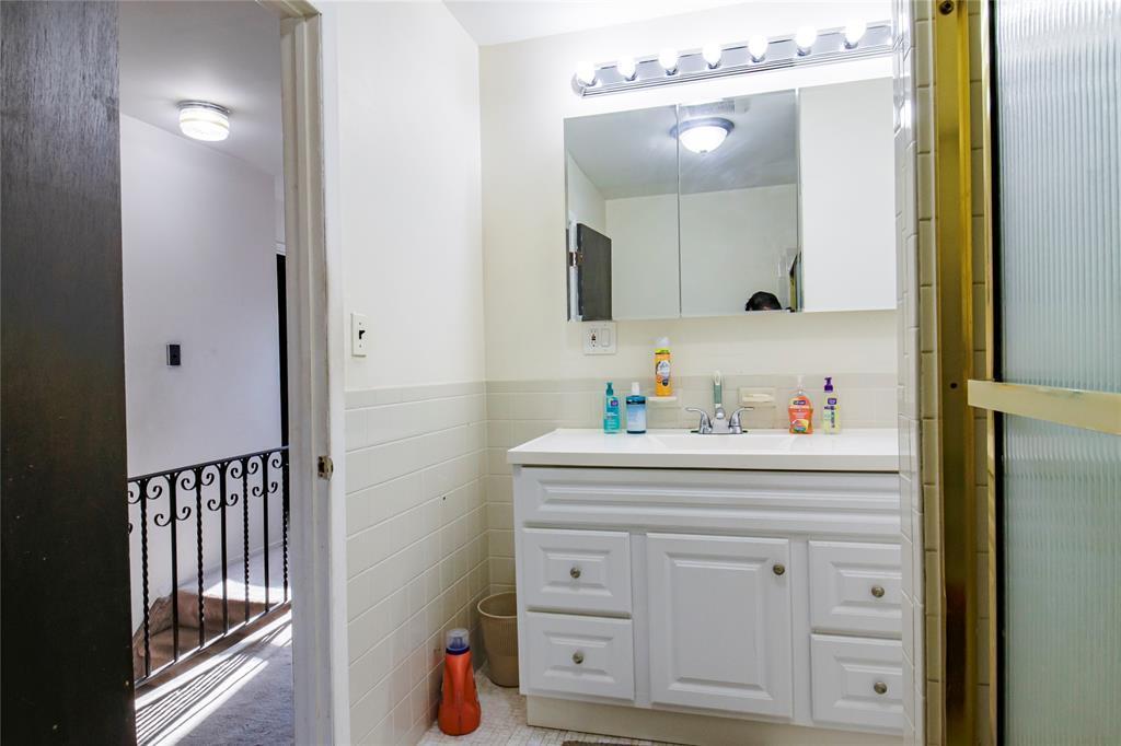 Single Family 259th  Queens, NY 11004, MLS-849084-28