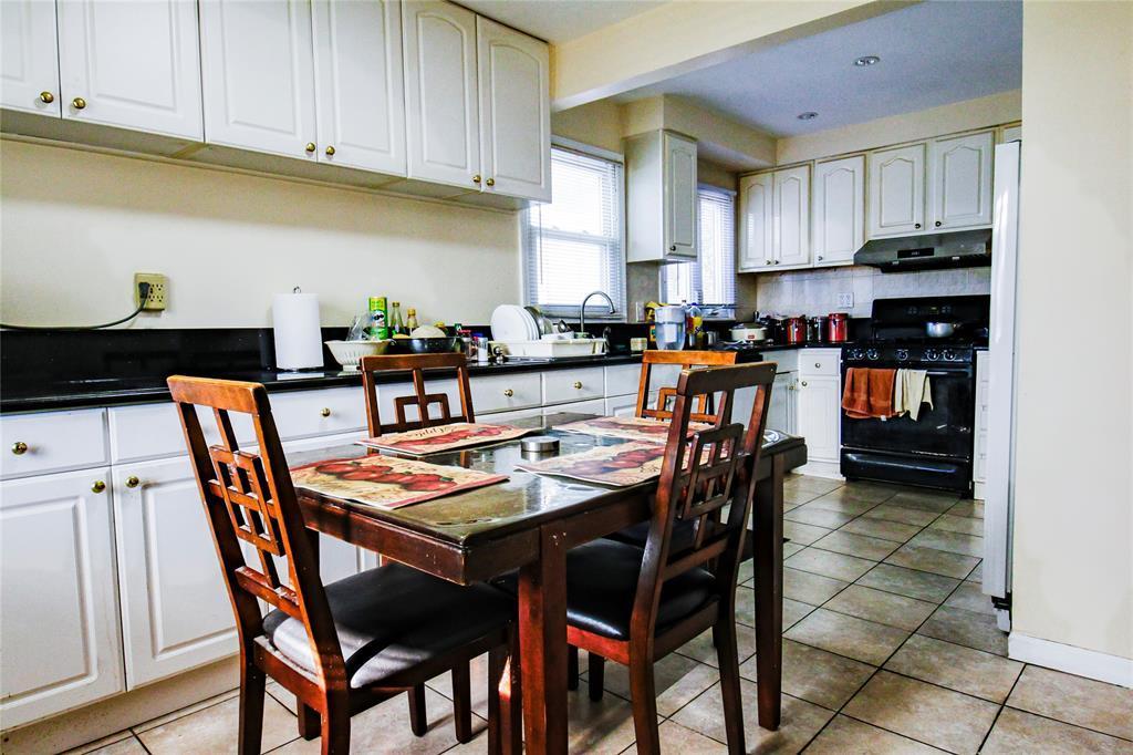 Single Family 259th  Queens, NY 11004, MLS-849084-37