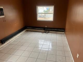Single Family Bay Shore  Suffolk County, NY 11706, MLS-849086-9