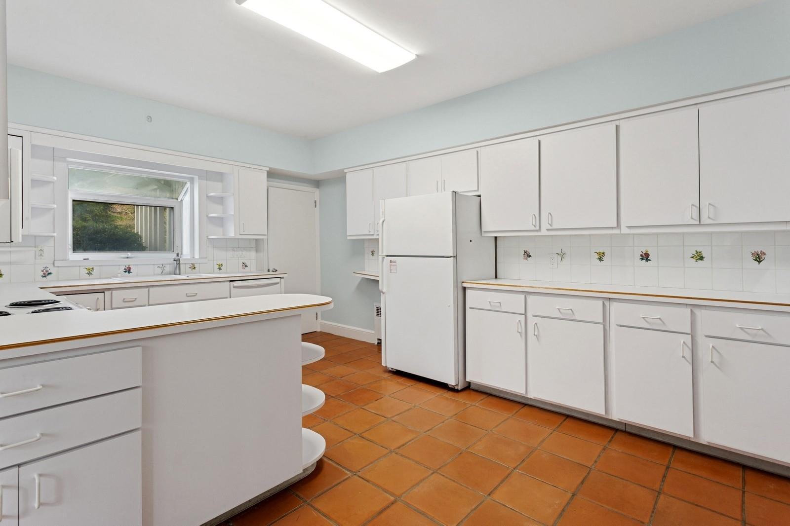 Single Family Bayberry  Nassau County, NY 11557, MLS-849088-6