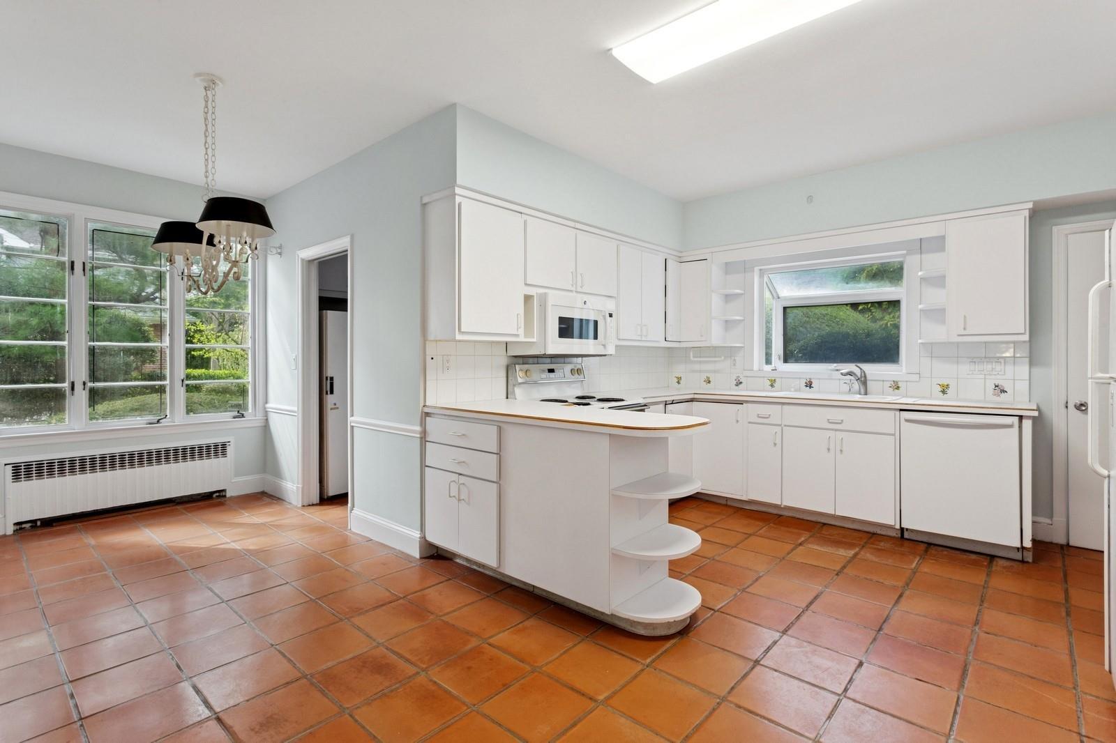 Single Family Bayberry  Nassau County, NY 11557, MLS-849088-7