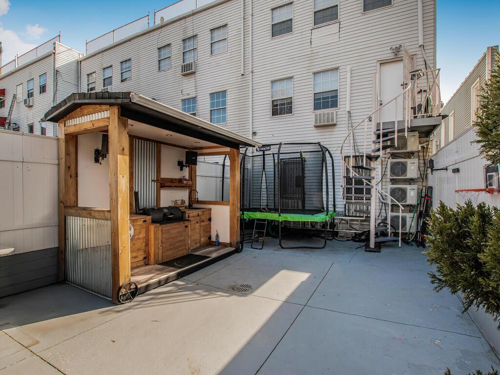 Single Family Simpson  Bronx, NY 10459, MLS-849092-19