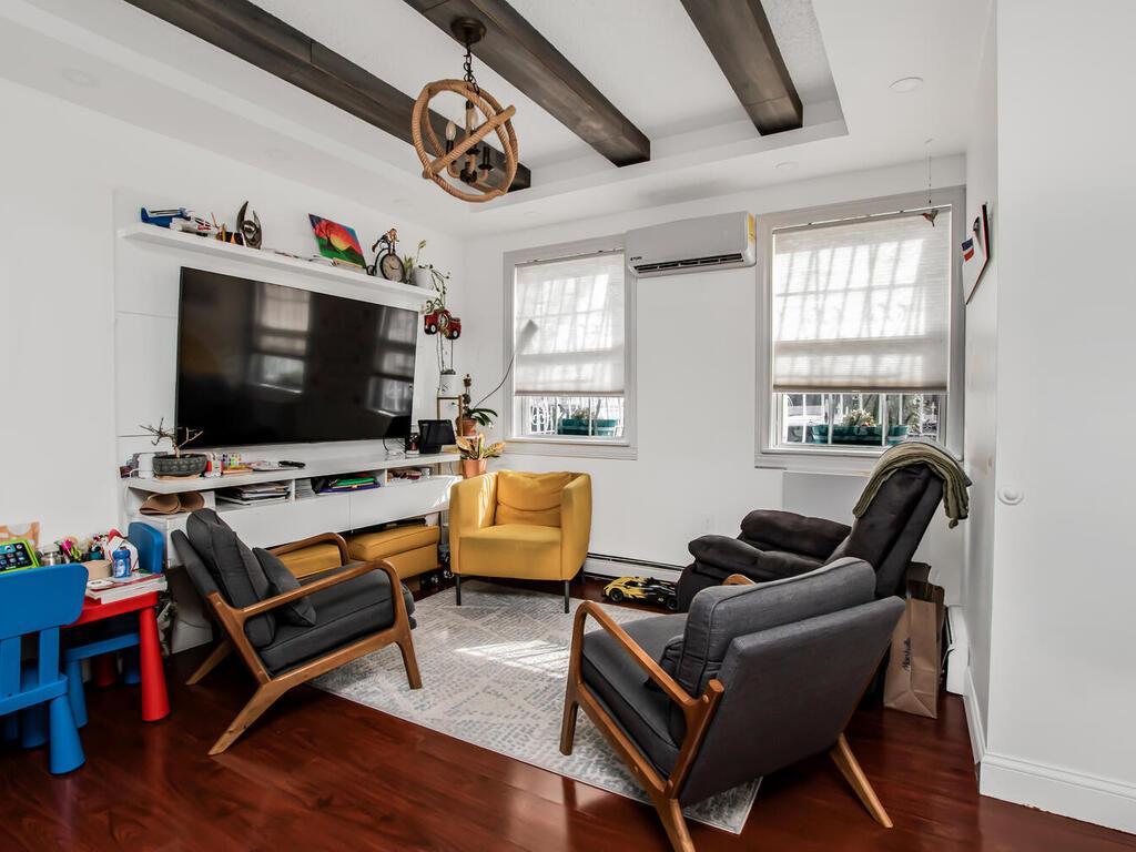 Single Family Simpson  Bronx, NY 10459, MLS-849092-23