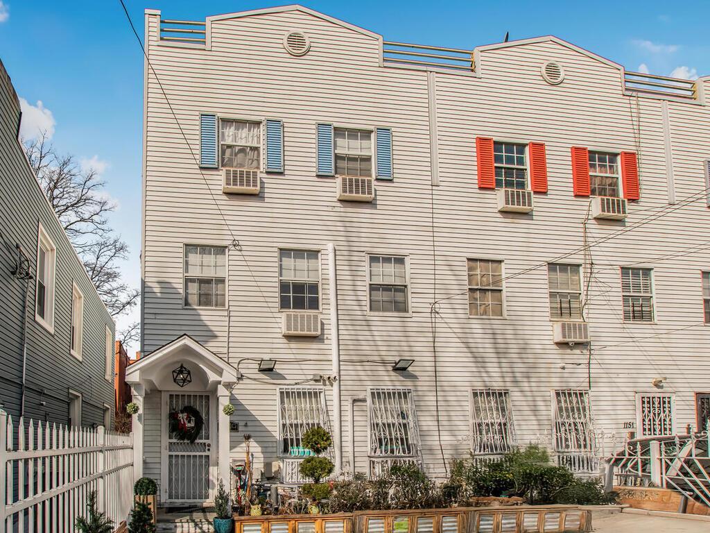 Single Family Simpson  Bronx, NY 10459, MLS-849092-33