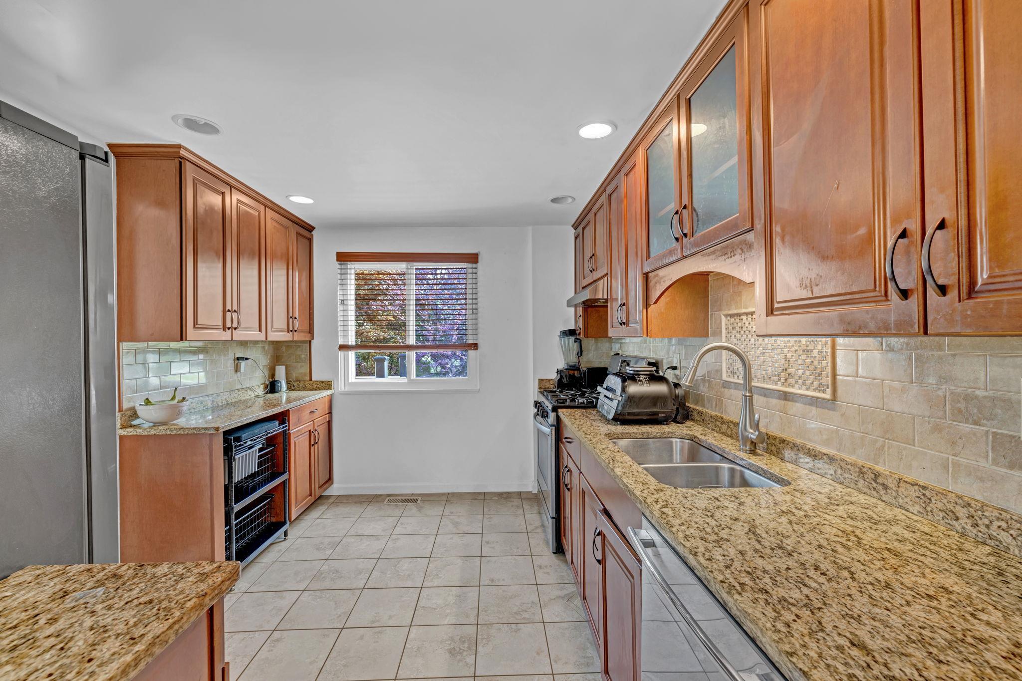 Single Family Iris  Dutchess County, NY 12508, MLS-849109-11
