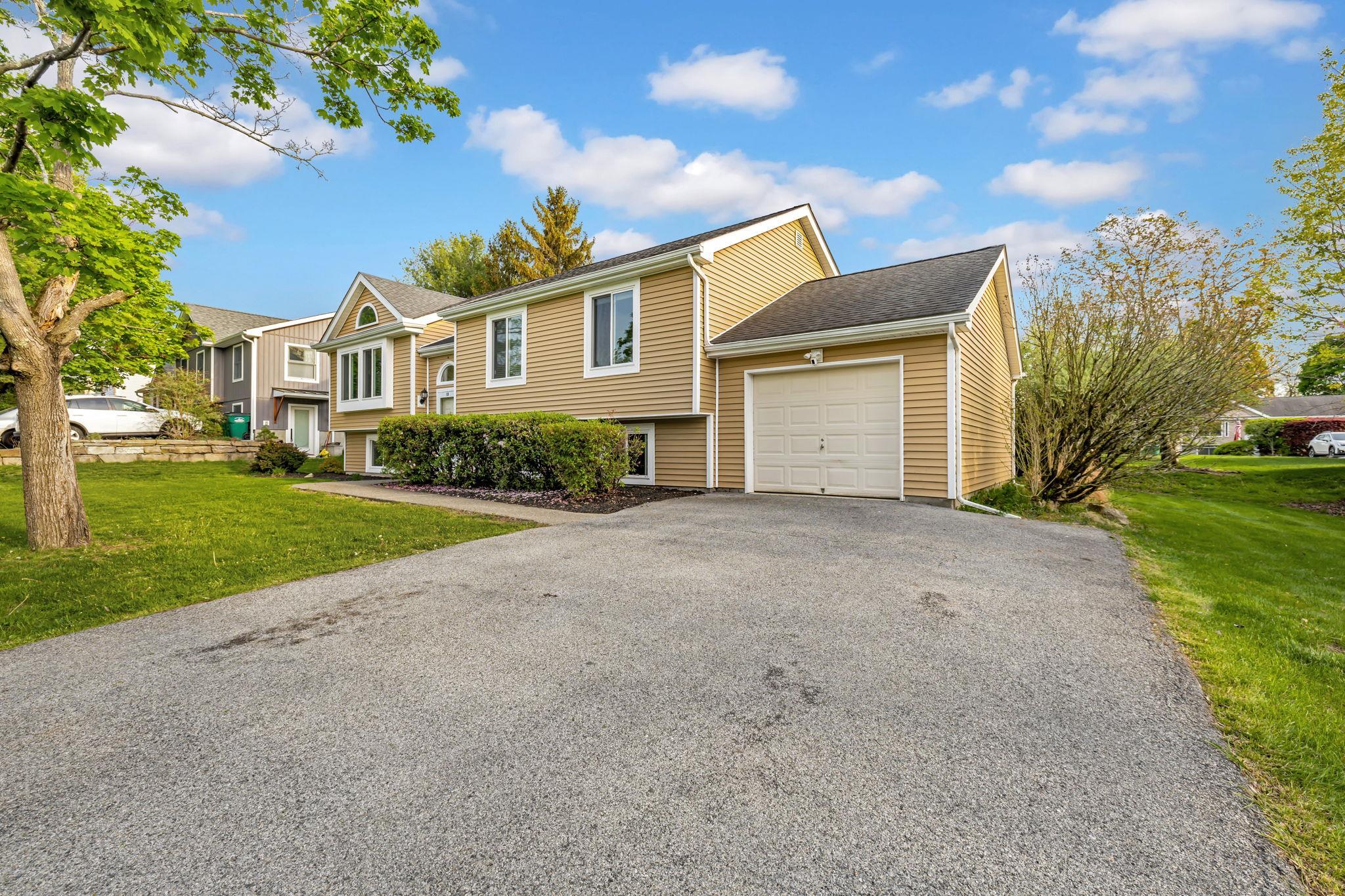 Single Family Iris  Dutchess County, NY 12508, MLS-849109-3