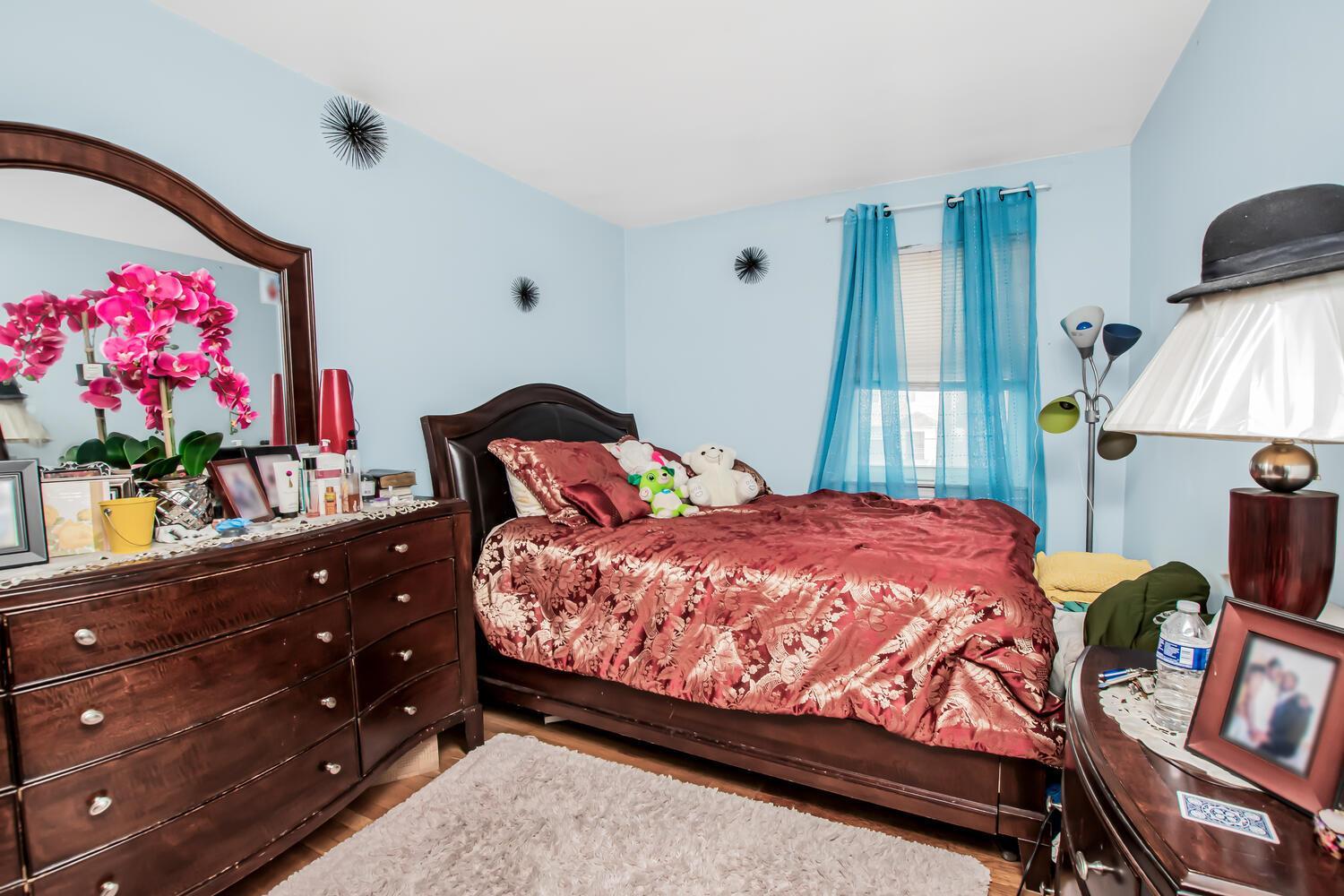 Single Family 228th  Bronx, NY 10466, MLS-849152-12
