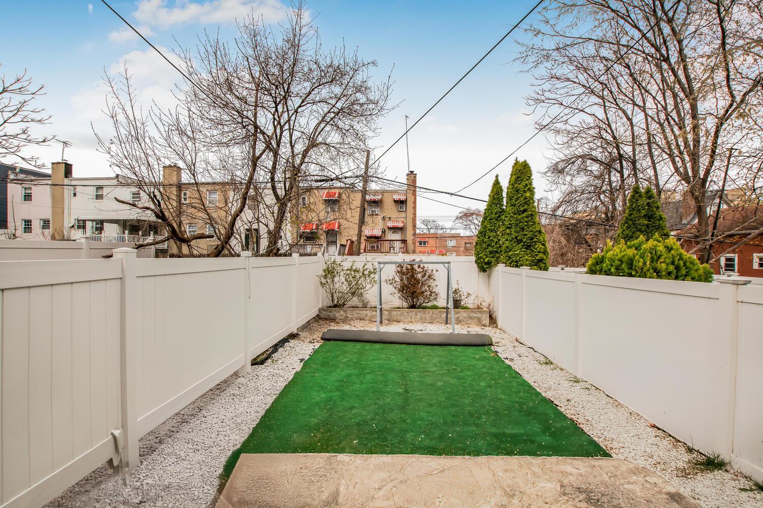 Single Family 228th  Bronx, NY 10466, MLS-849152-14