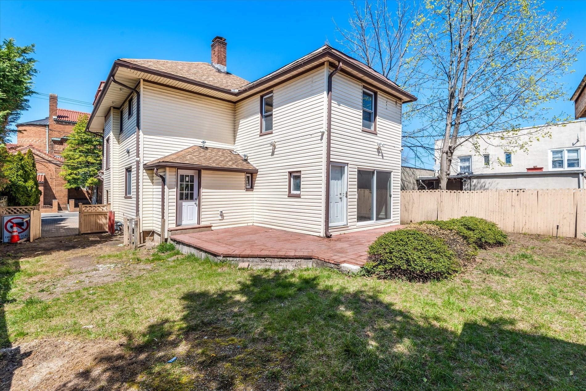 Single Family Breuer  Nassau County, NY 11023, MLS-849164-26