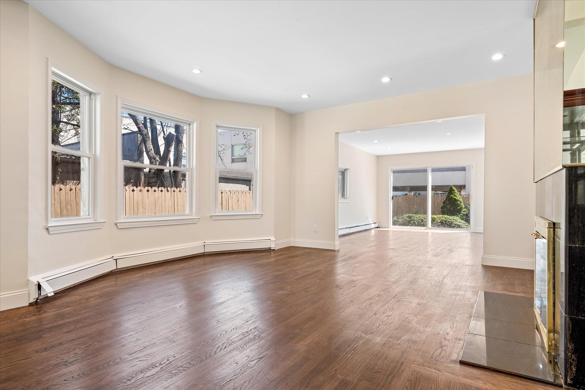Single Family Breuer  Nassau County, NY 11023, MLS-849164-6