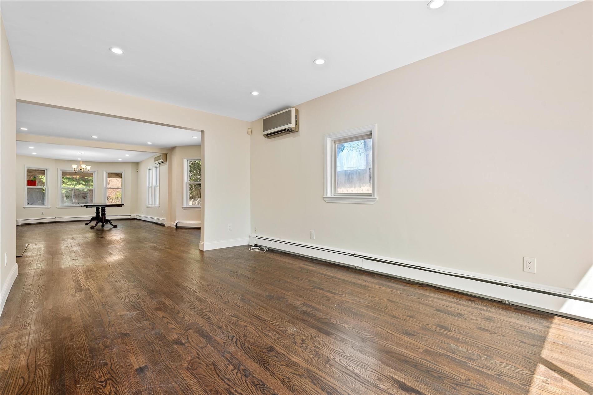 Single Family Breuer  Nassau County, NY 11023, MLS-849164-7