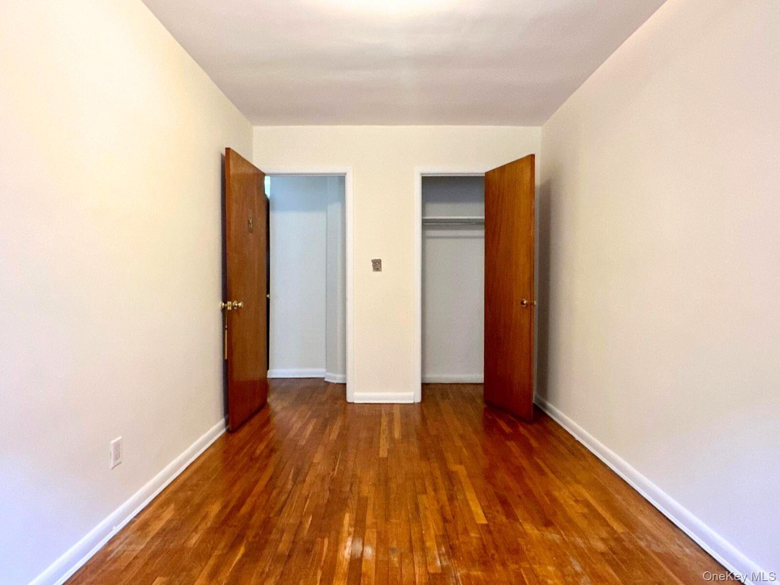 Single Family 68 Queens, NY 11377, MLS-849168-24