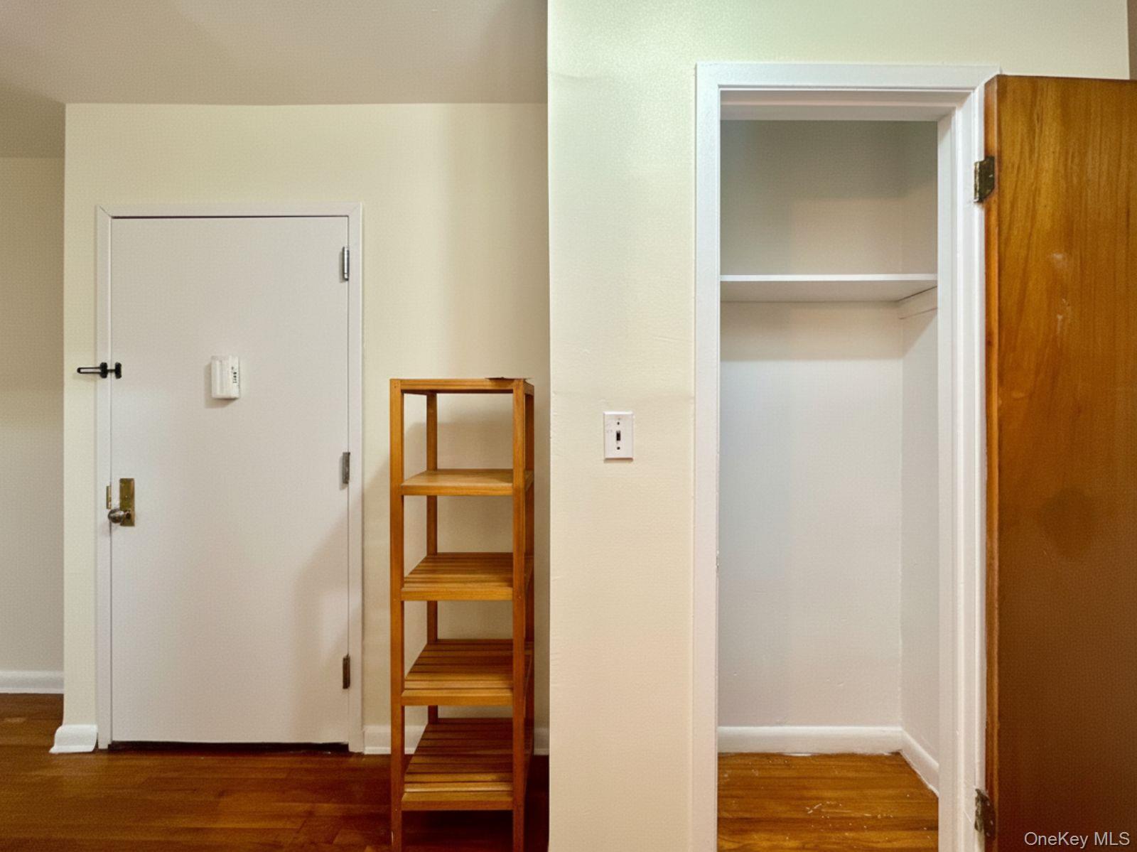 Single Family 68 Queens, NY 11377, MLS-849168-25