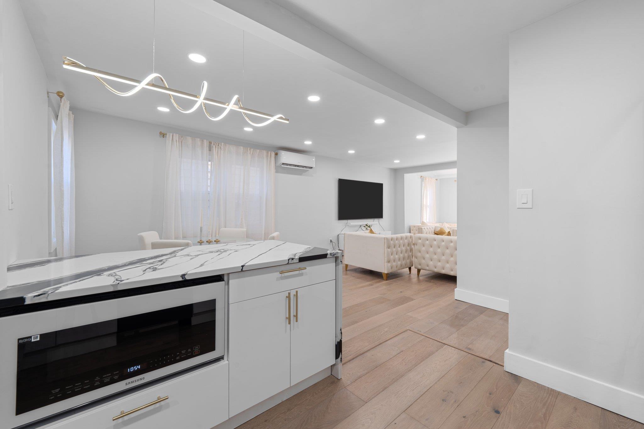 Single Family 207th  Queens, NY 11411, MLS-849174-11