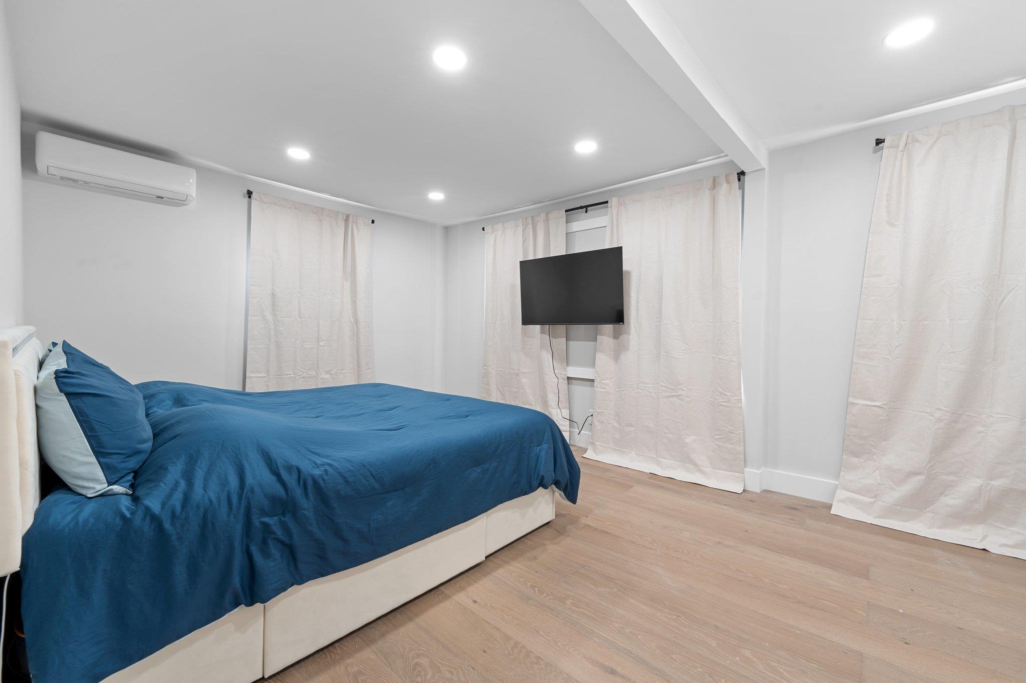 Single Family 207th  Queens, NY 11411, MLS-849174-16