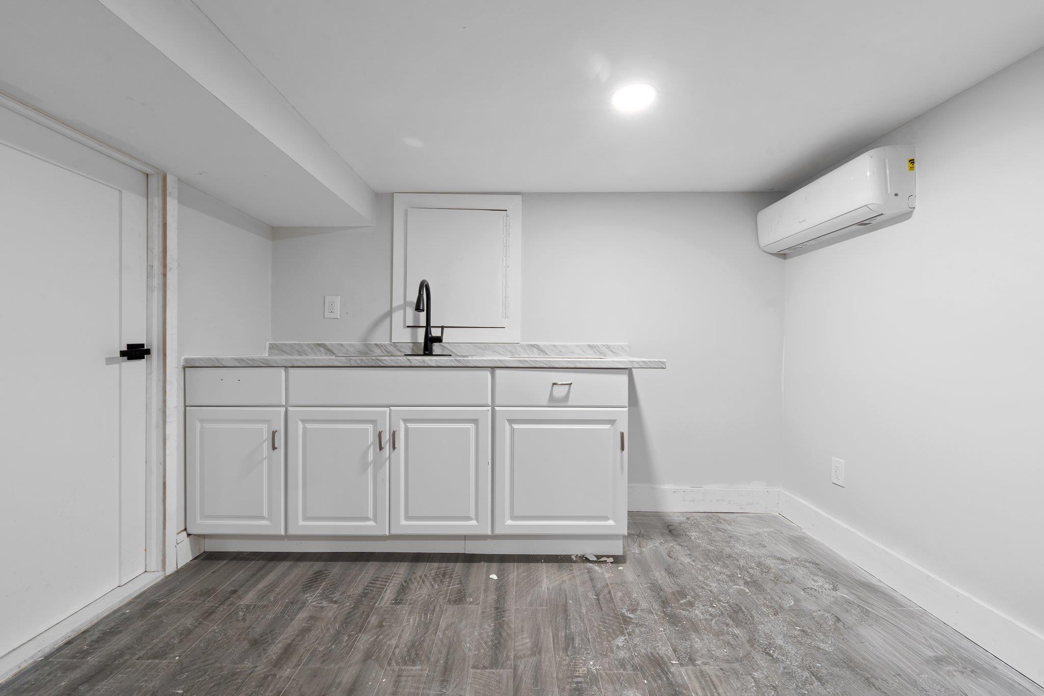 Single Family 207th  Queens, NY 11411, MLS-849174-24