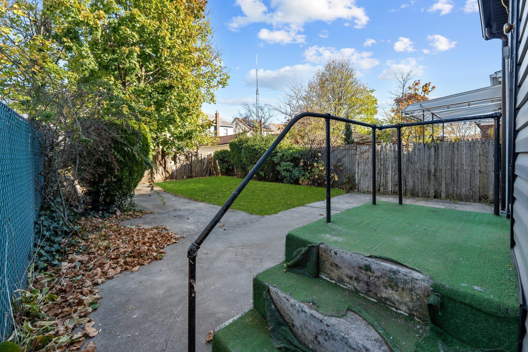 Single Family 207th  Queens, NY 11411, MLS-849174-30