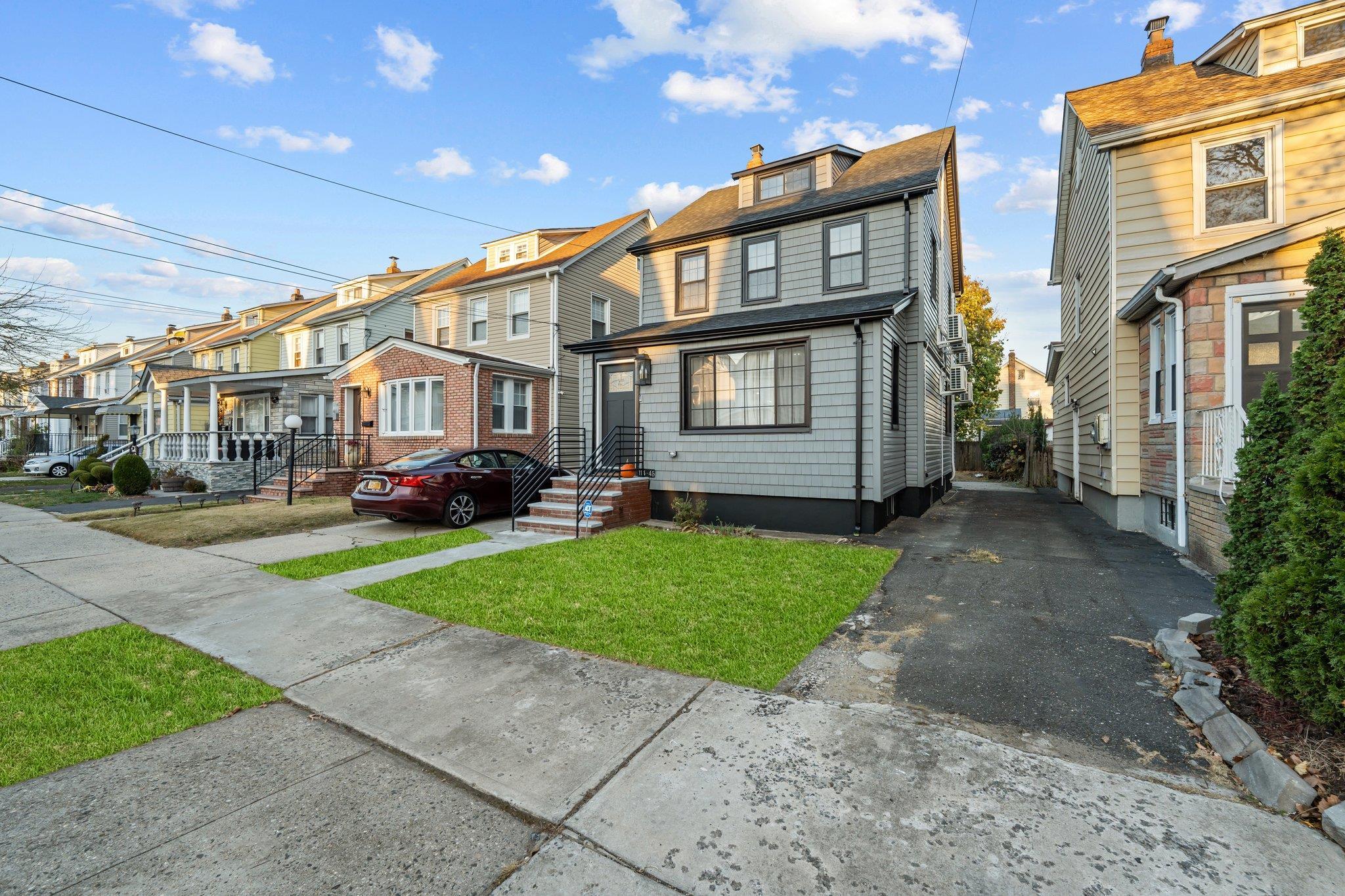 Single Family 207th  Queens, NY 11411, MLS-849174-38