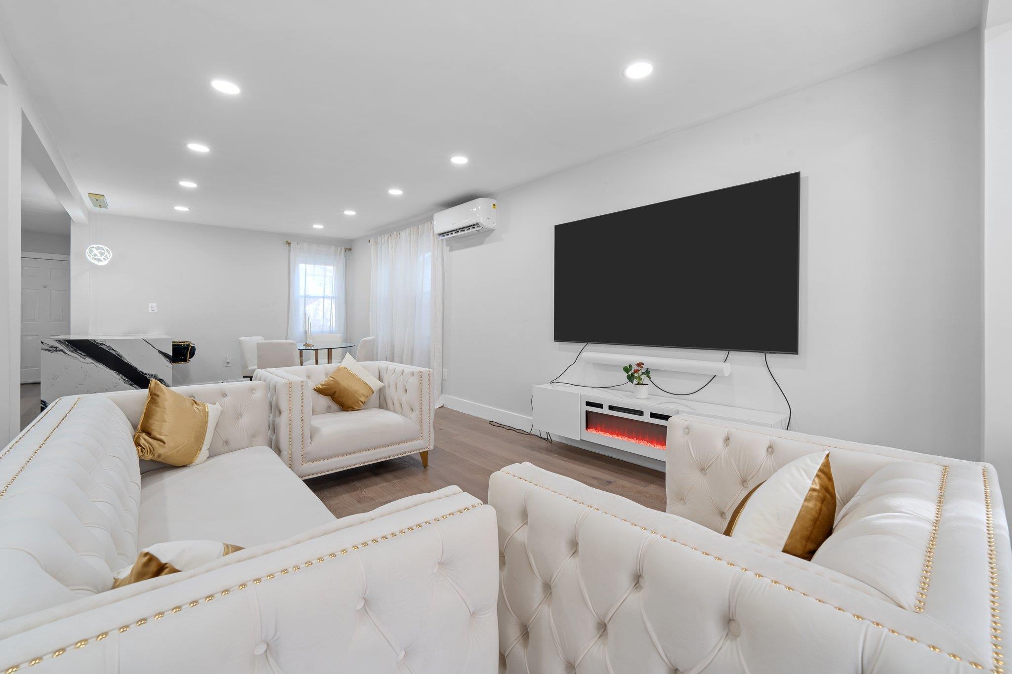 Single Family 207th  Queens, NY 11411, MLS-849174-4