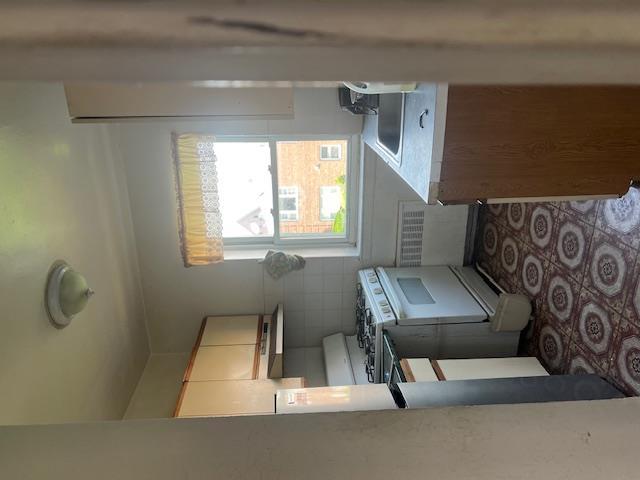Single Family Parsons  Queens, NY 11357, MLS-849178-10
