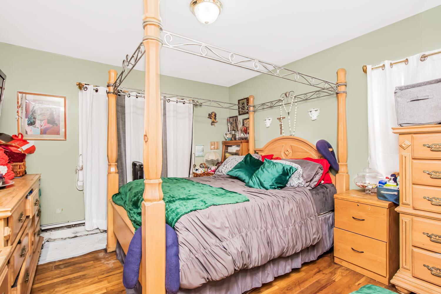 Single Family Waldo  Bronx, NY 10463, MLS-849182-17
