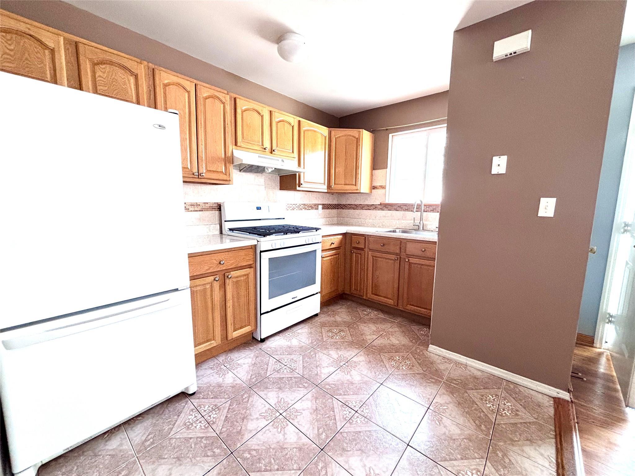 Single Family Beach 37  Queens, NY 11691, MLS-849212-24