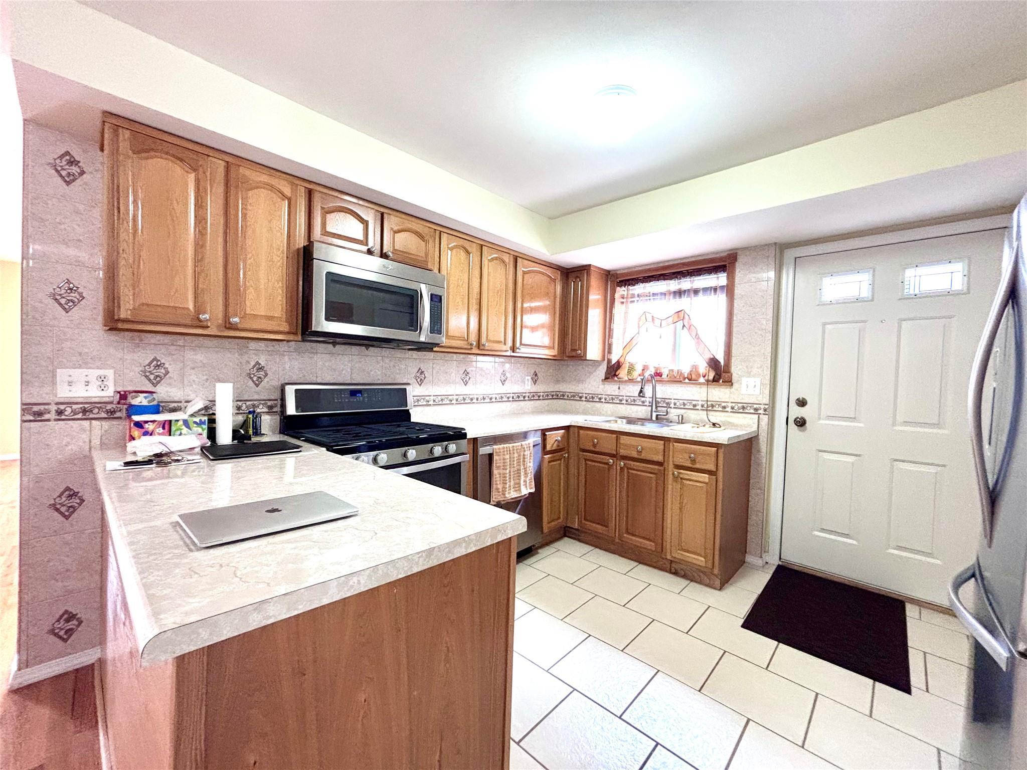 Single Family Beach 37  Queens, NY 11691, MLS-849212-6