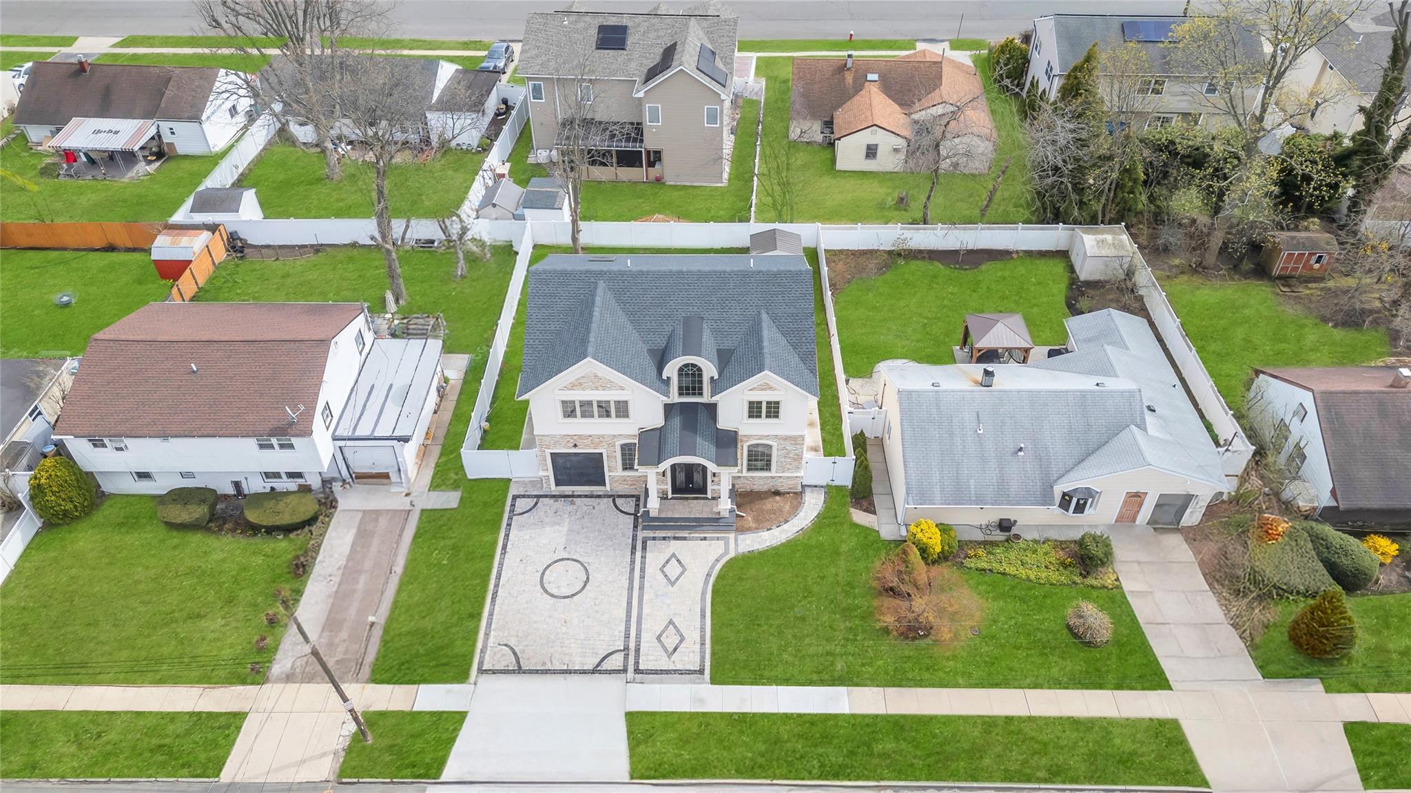 Single Family 4th  Nassau County, NY 11801, MLS-849226-2