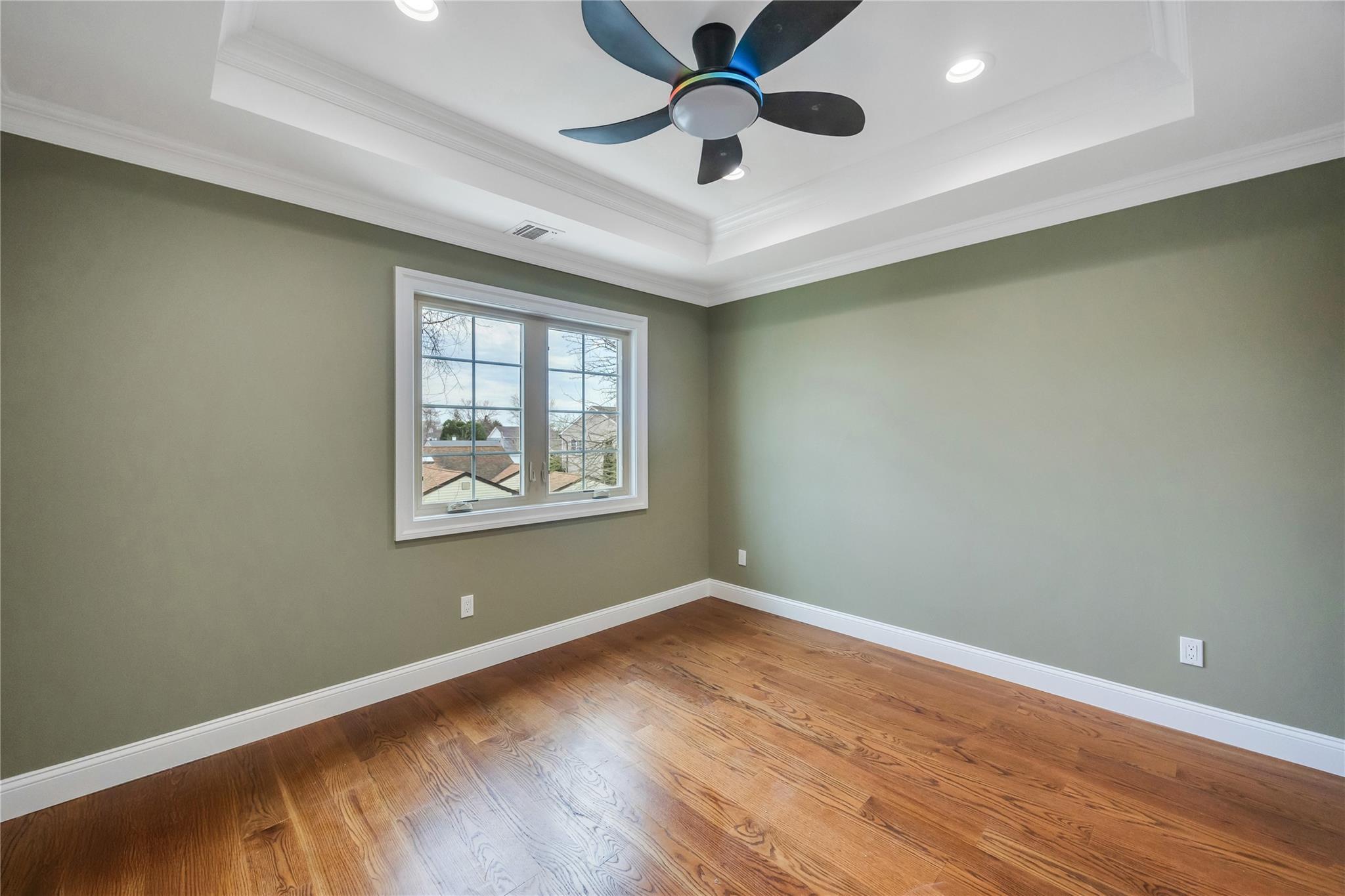 Single Family 4th  Nassau County, NY 11801, MLS-849226-24