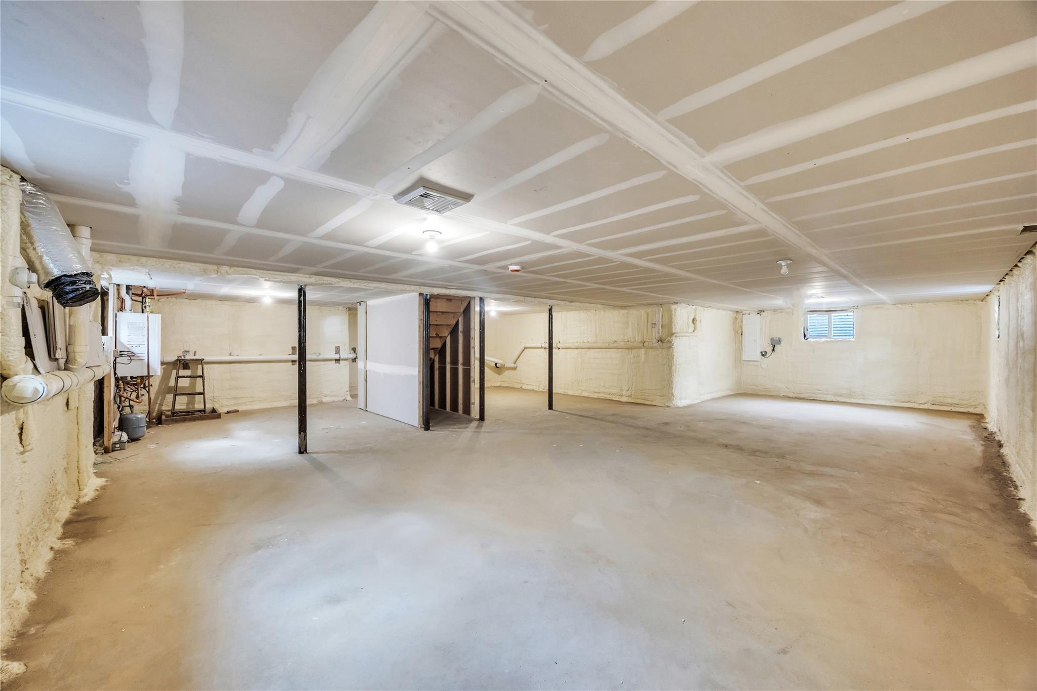 Single Family 4th  Nassau County, NY 11801, MLS-849226-26
