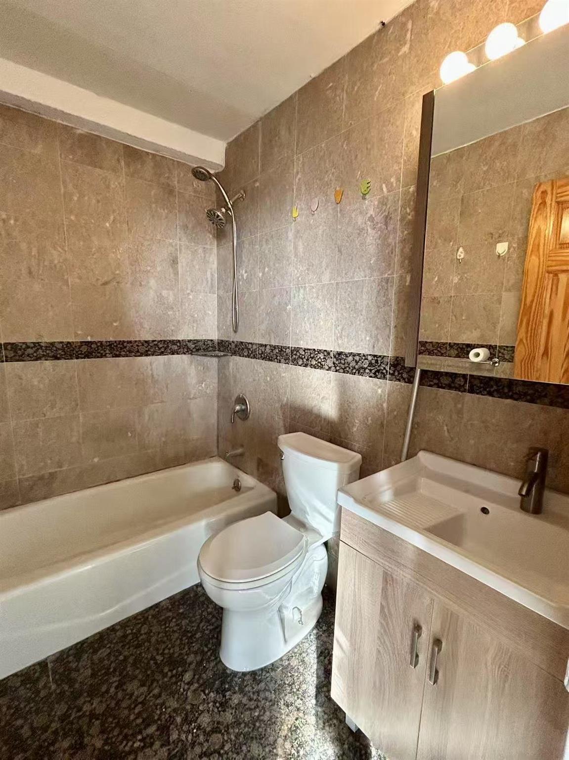 Apartment Union  Queens, NY 11355, MLS-849230-6