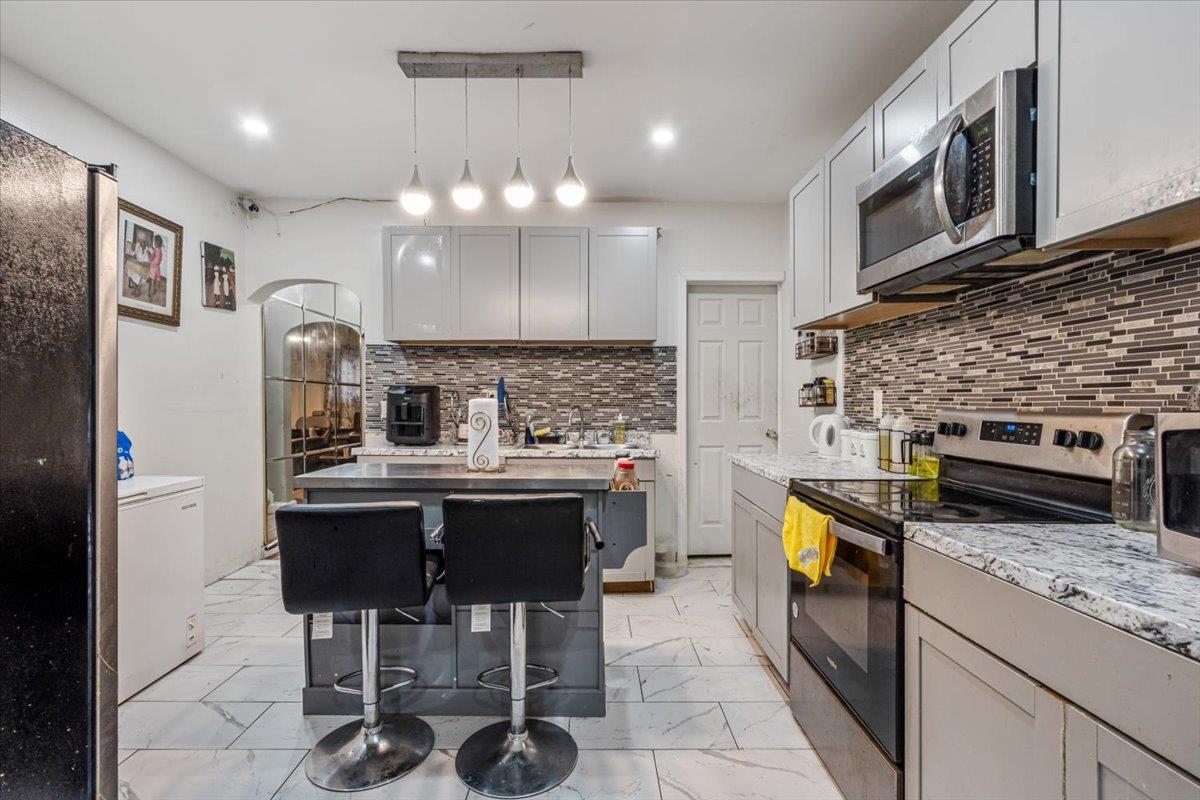 Single Family Shakespeare  Bronx, NY 10452, MLS-849246-6