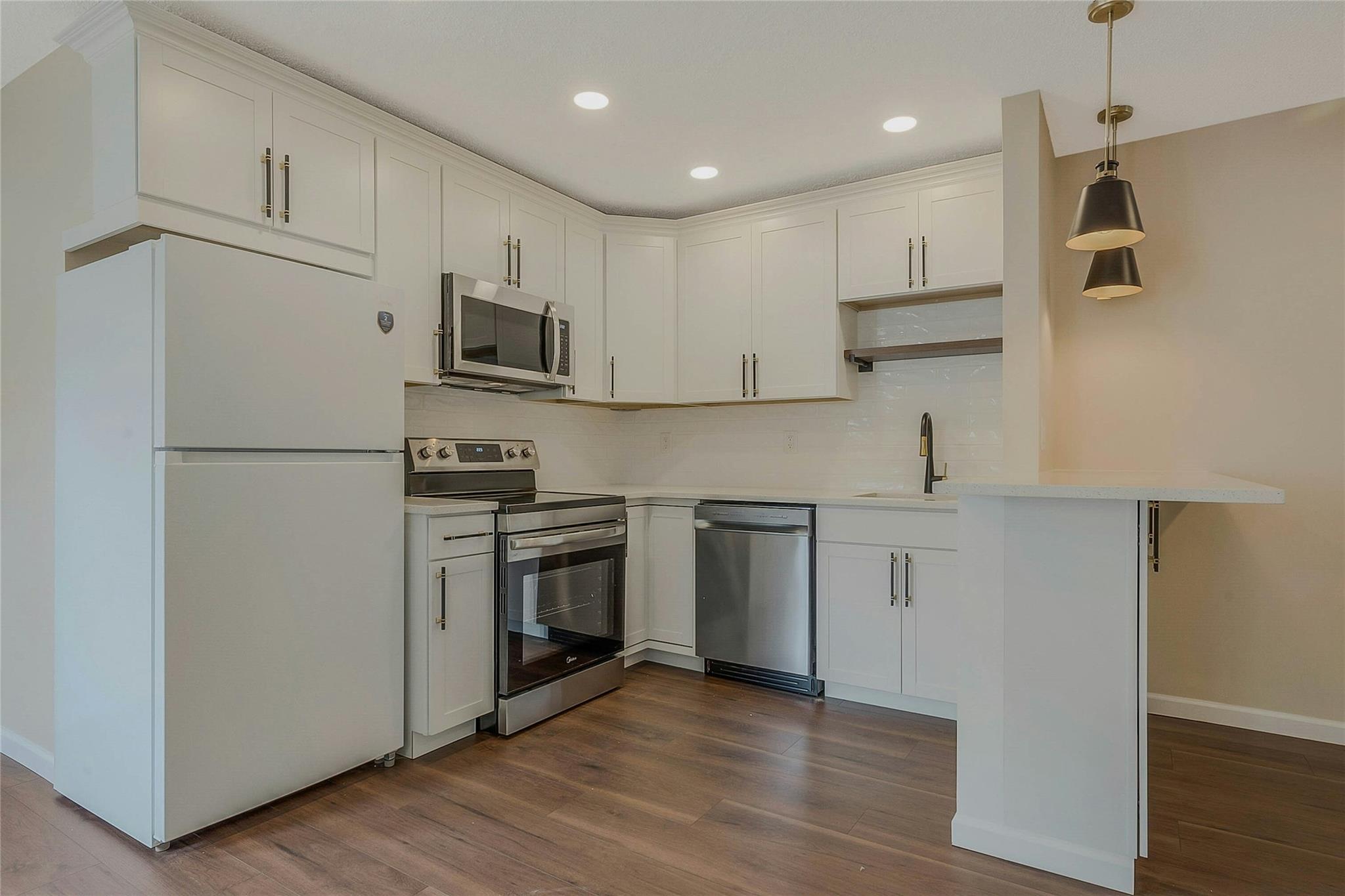 Condo Knolls  Suffolk County, NY 11790, MLS-849274-3